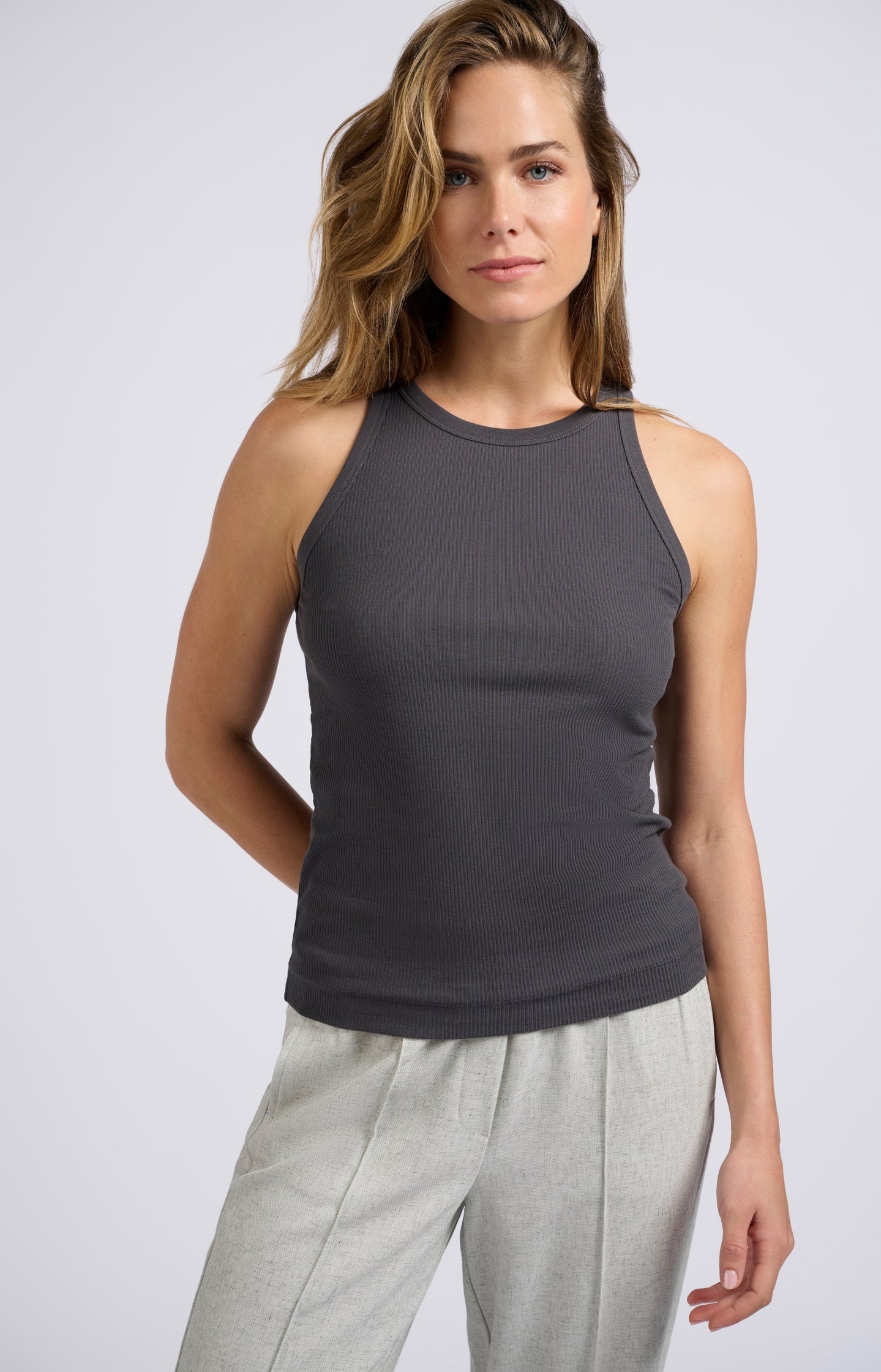 Ribbed singlet with high round neck in organic cotton - Type: lookbook