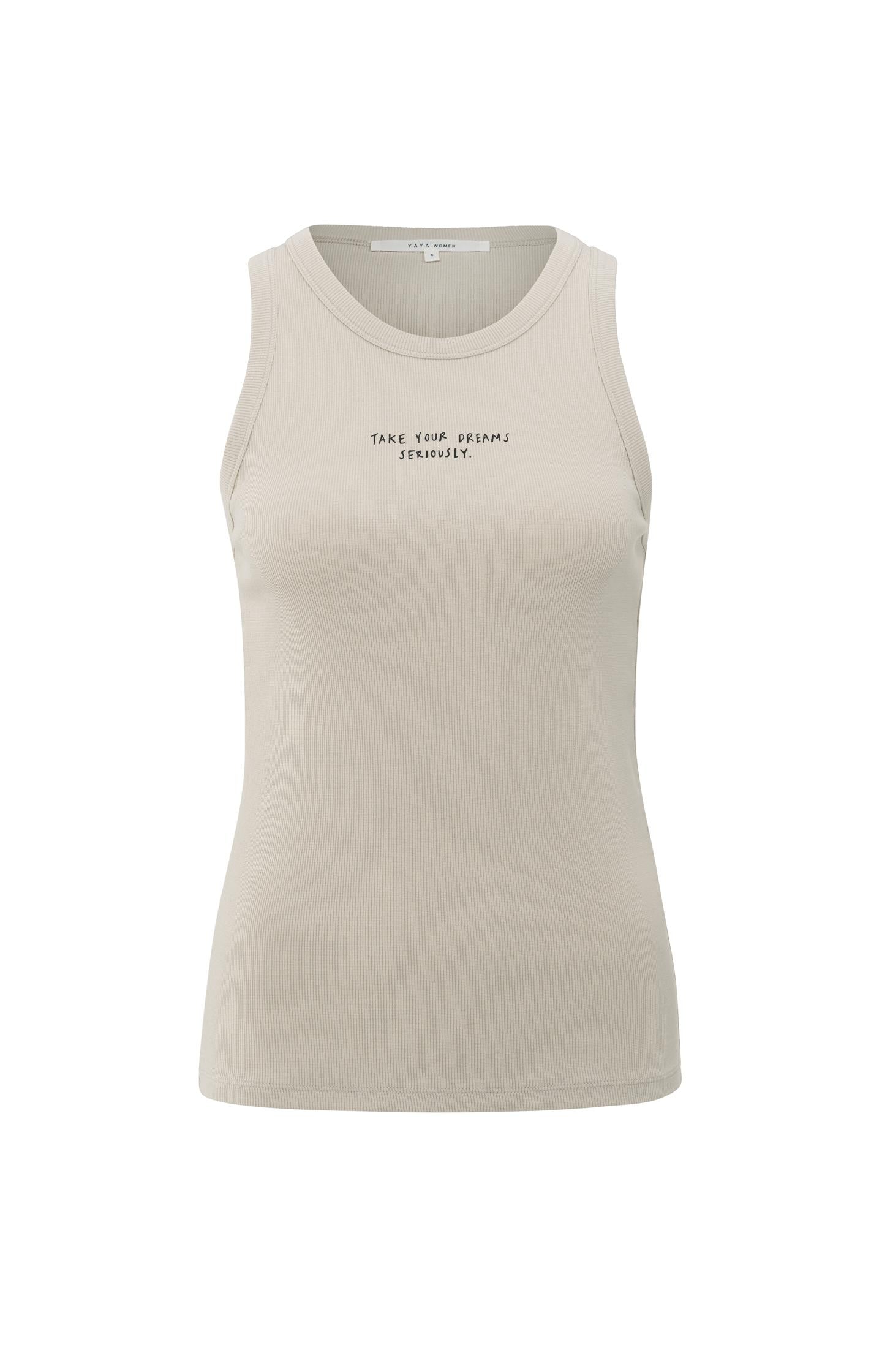 Ribbed singlet with subtle frontprint - Type: product