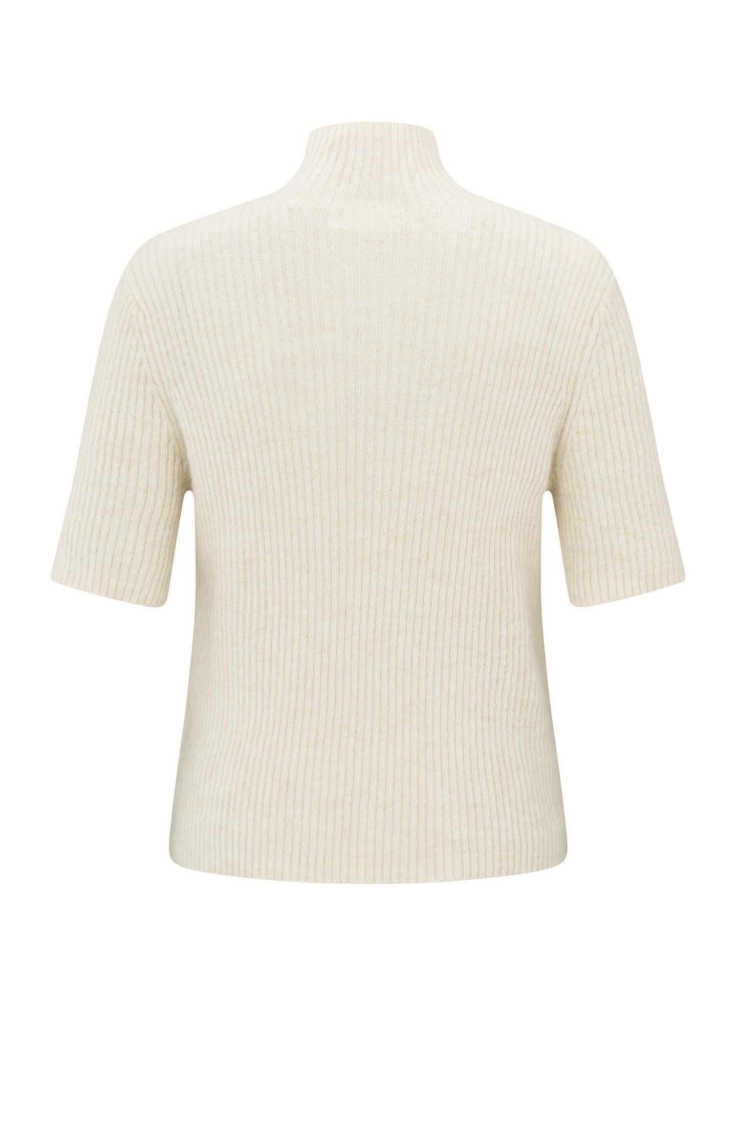 Ribbed sweater with short sleeves and turtleneck