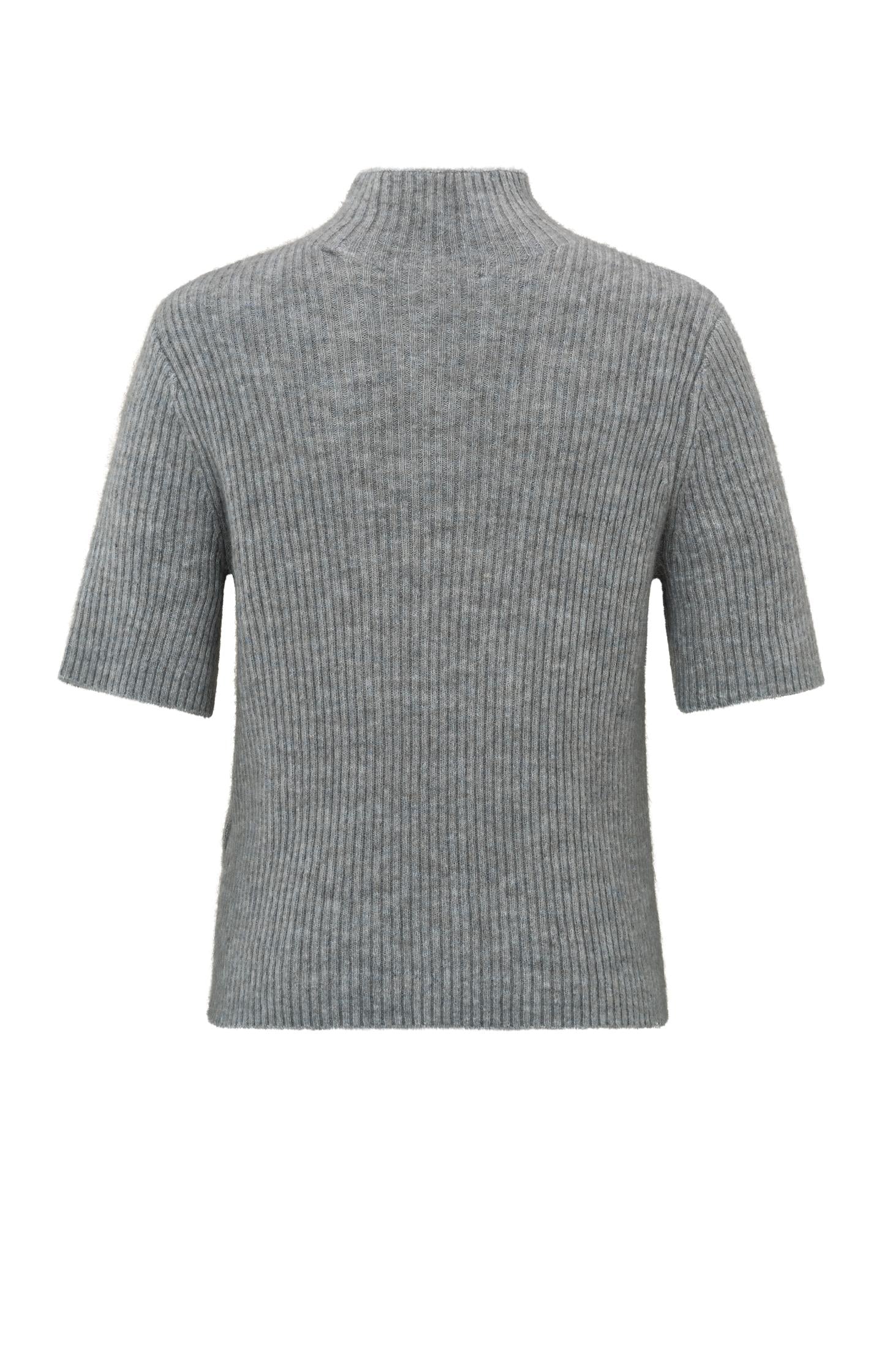 Ribbed sweater with short sleeves and turtleneck