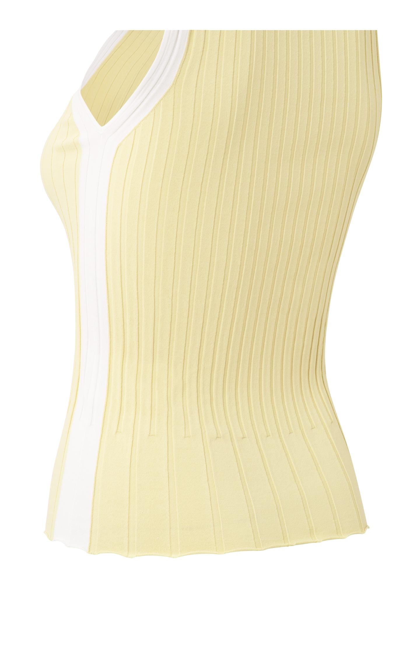 Ribbed tanktop with contrasting details