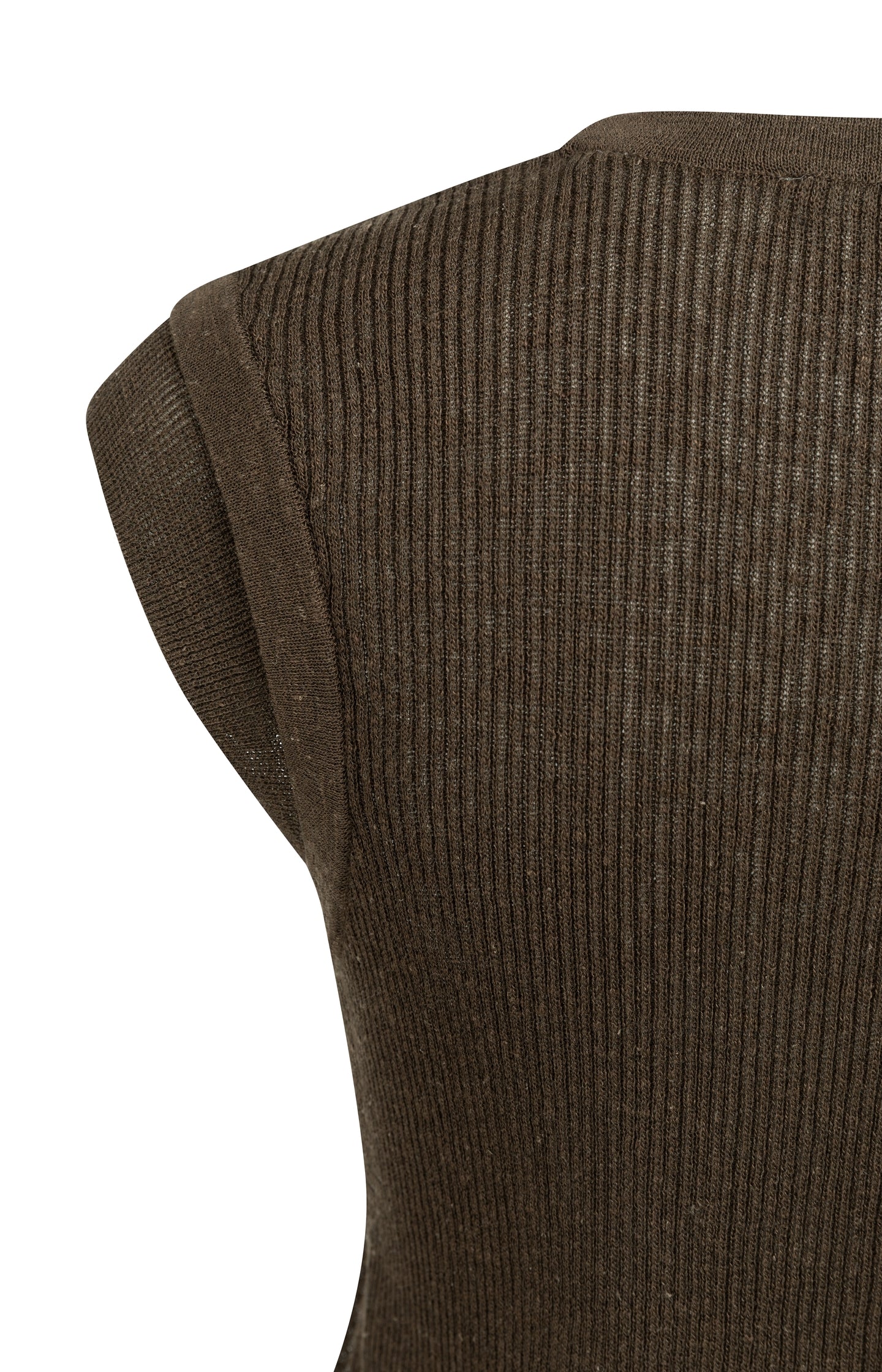 Ribbed top with round neck and shoulder detail