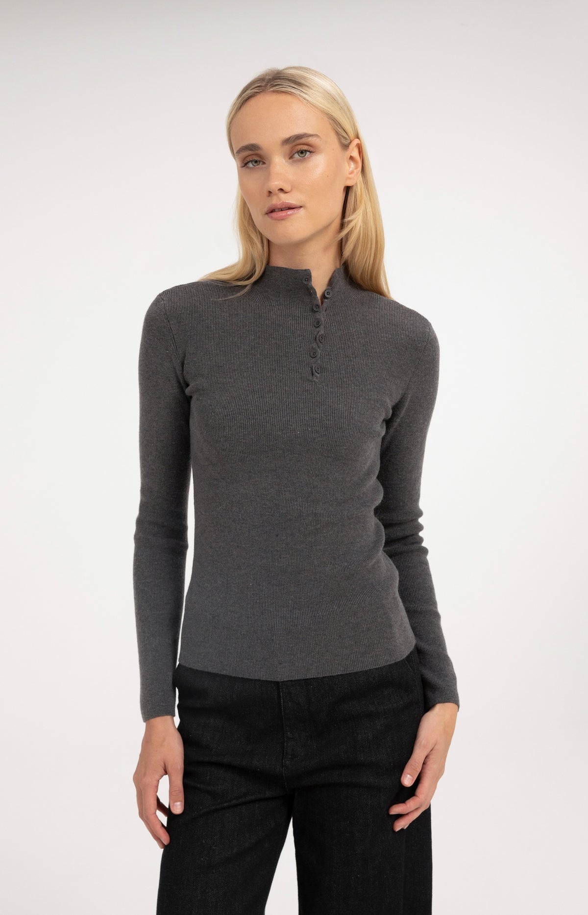 Ribbed turtleneck sweater with button detail - Pavement Grey