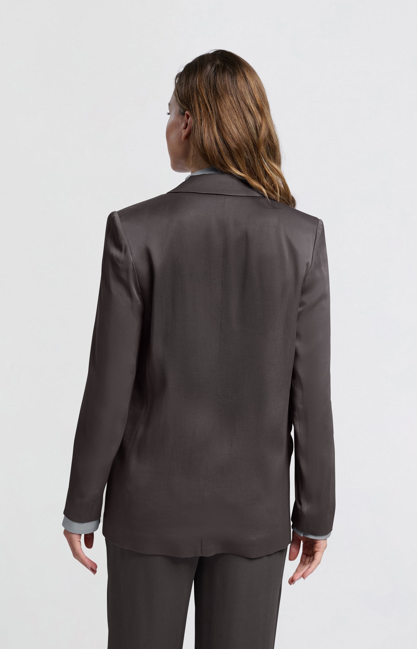 Satin blazer with long sleeves and classic collar