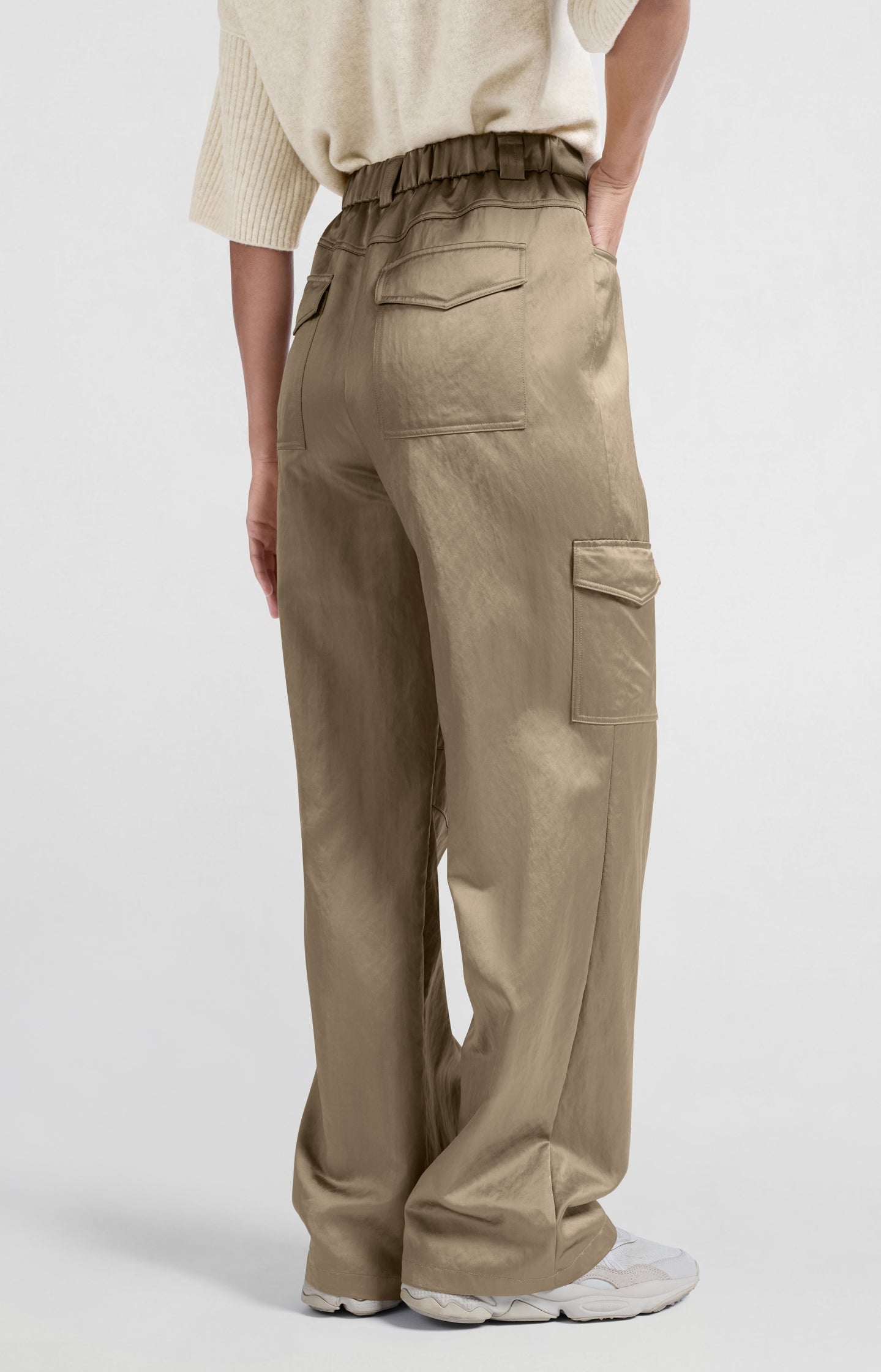 Satin cargo trousers with wide legs and pocket details