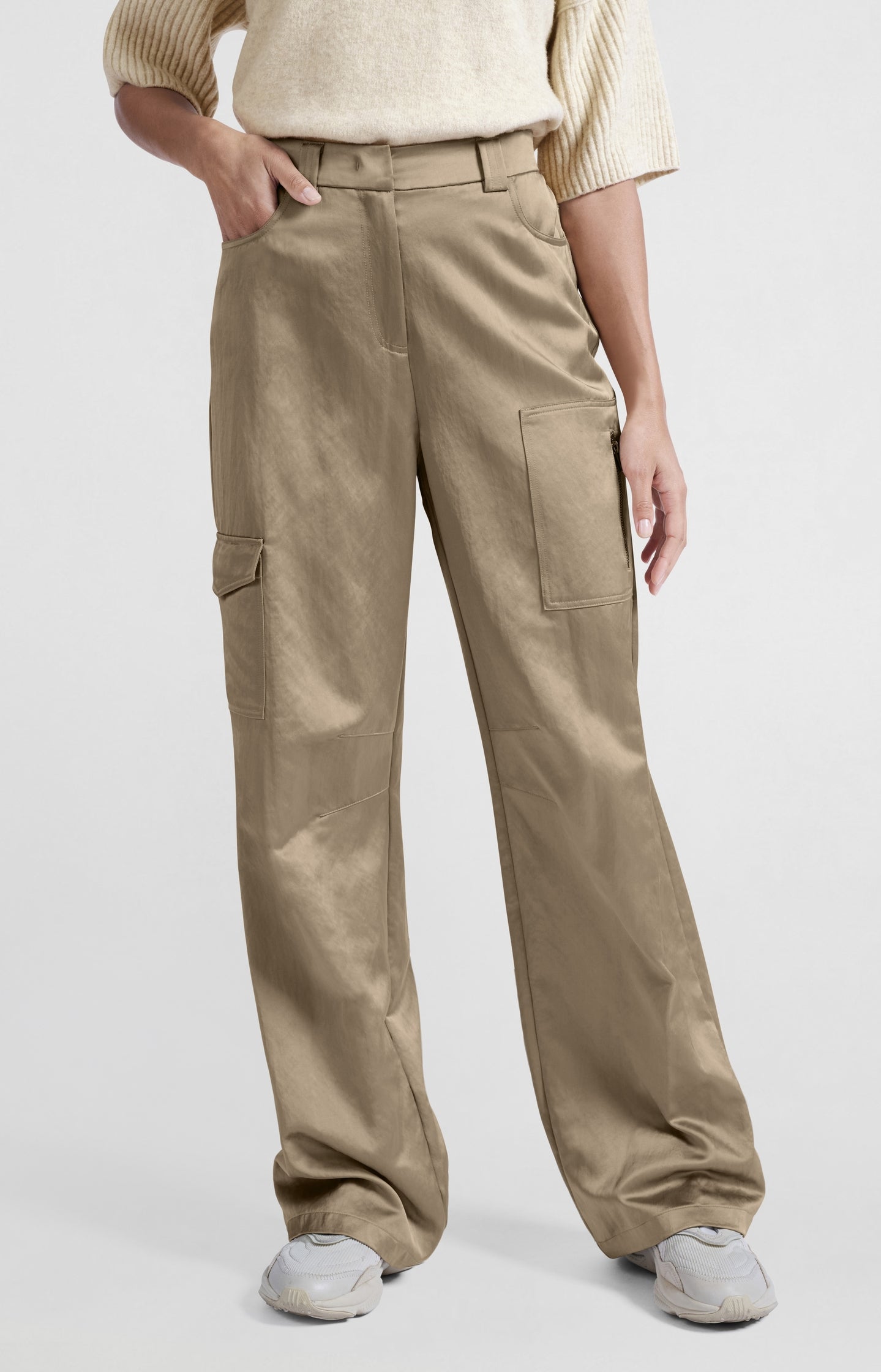 Satin cargo trousers with wide legs and pocket details