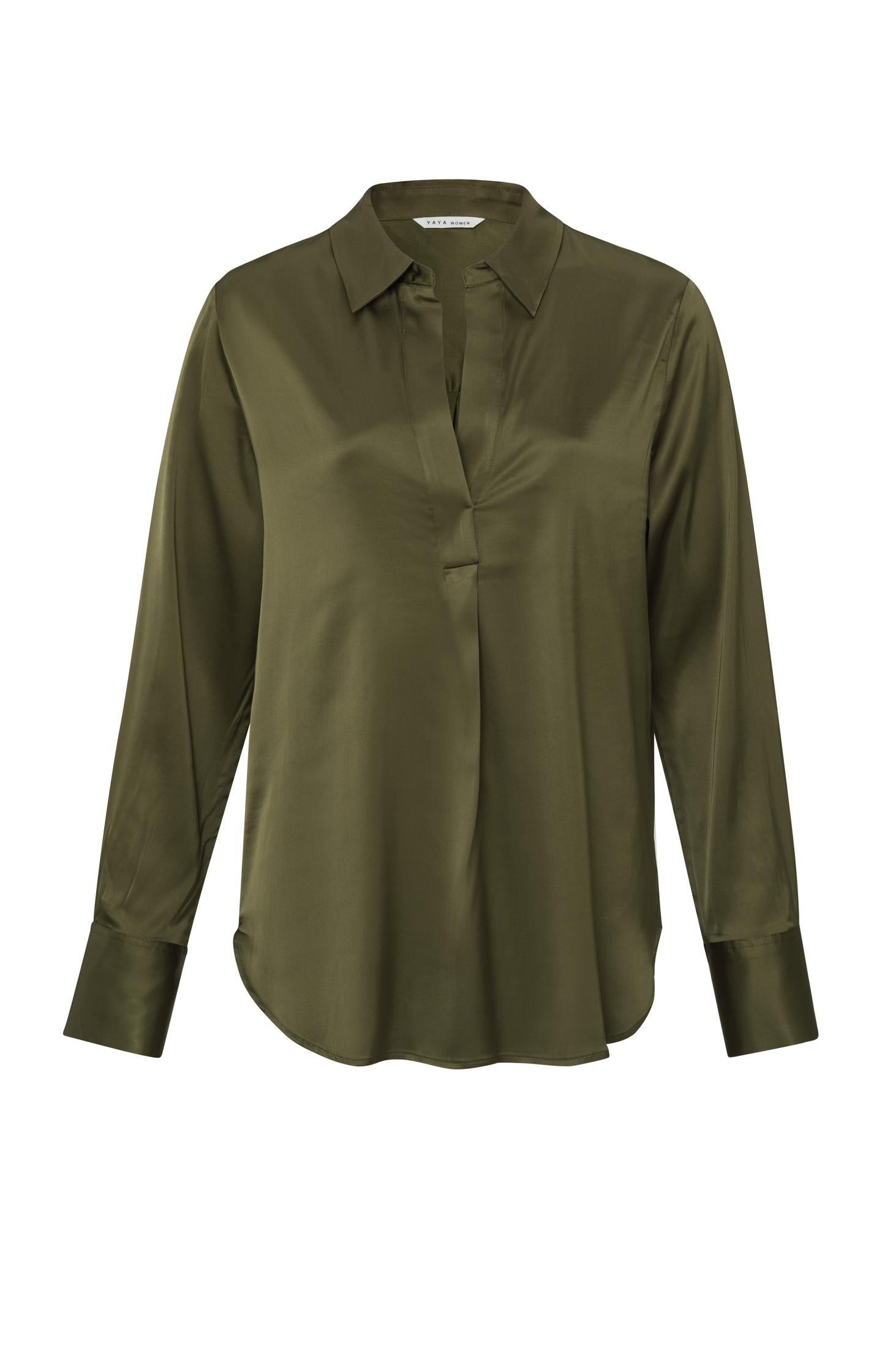 Satin pull on top with V-neck and long sleeves in wide fit - Type: product