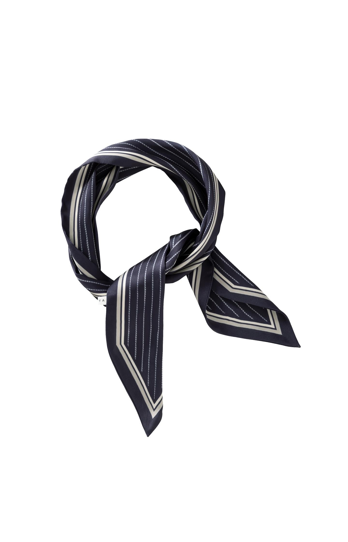 Scarf with fine stripes and glossy finish - Type: product