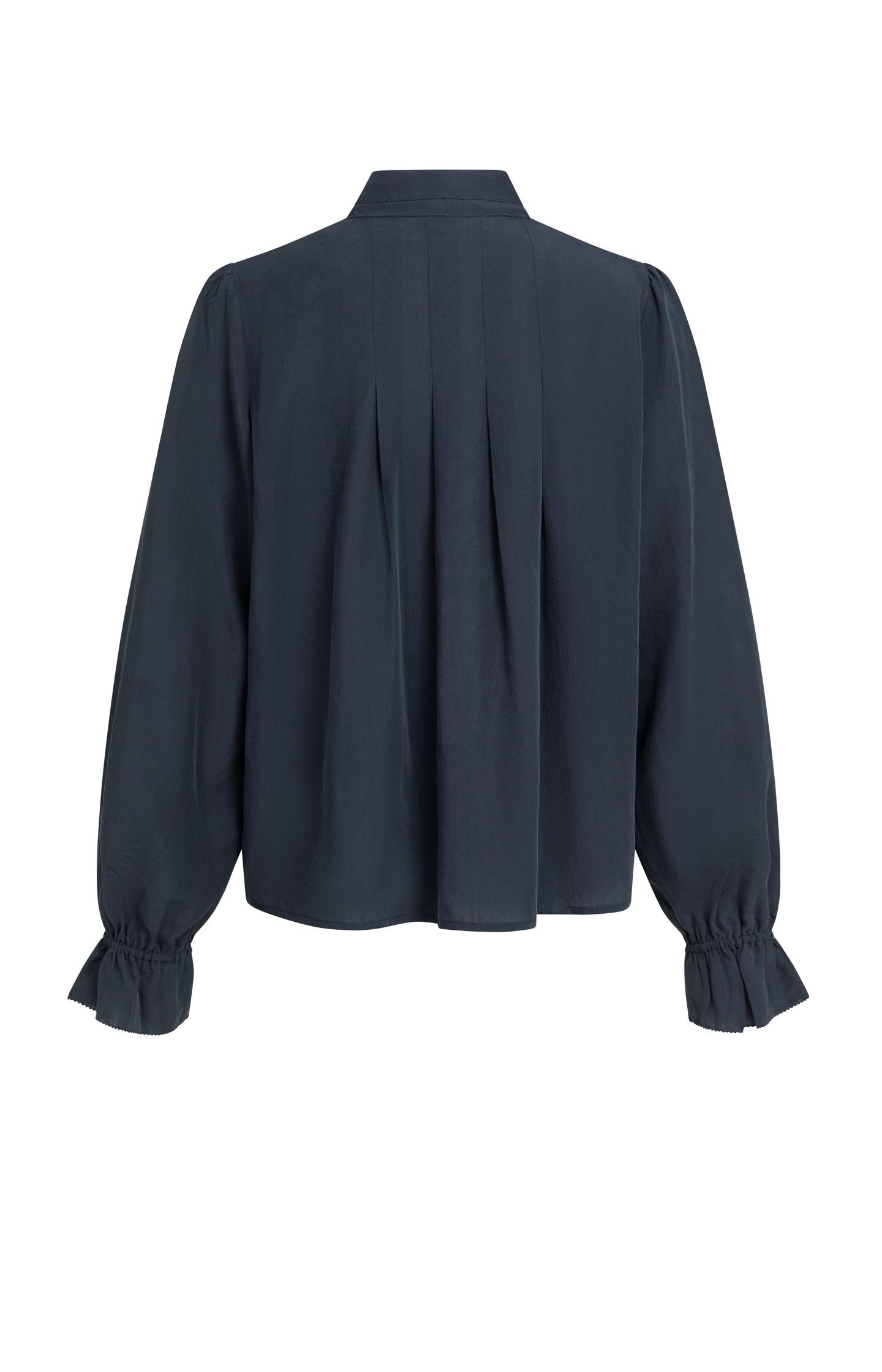 Sheer blouse with pleated details - Type: lookbook
