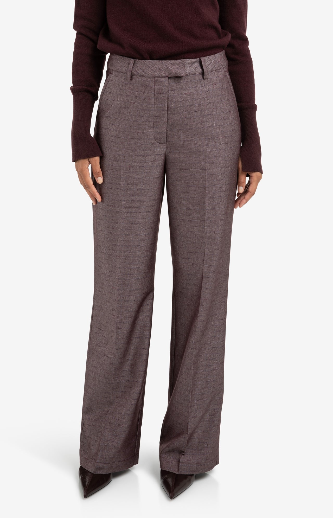 Shiny woven trousers with wide legs and front pleat