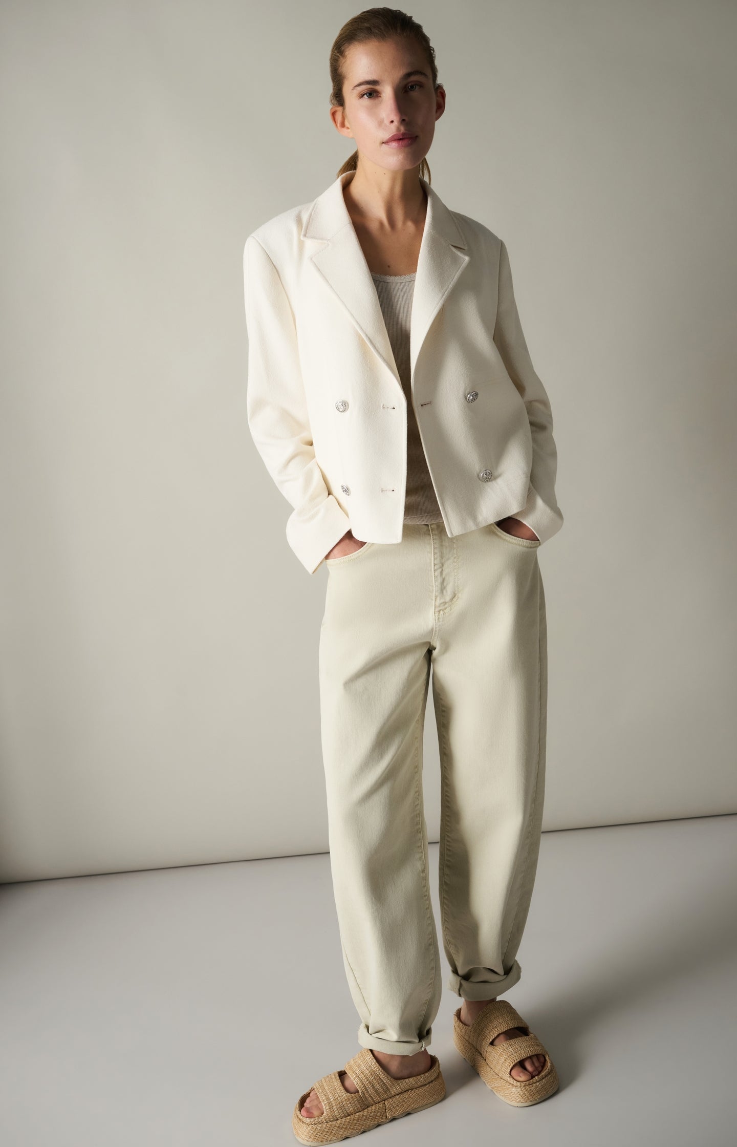 Short double-breasted blazer jacket