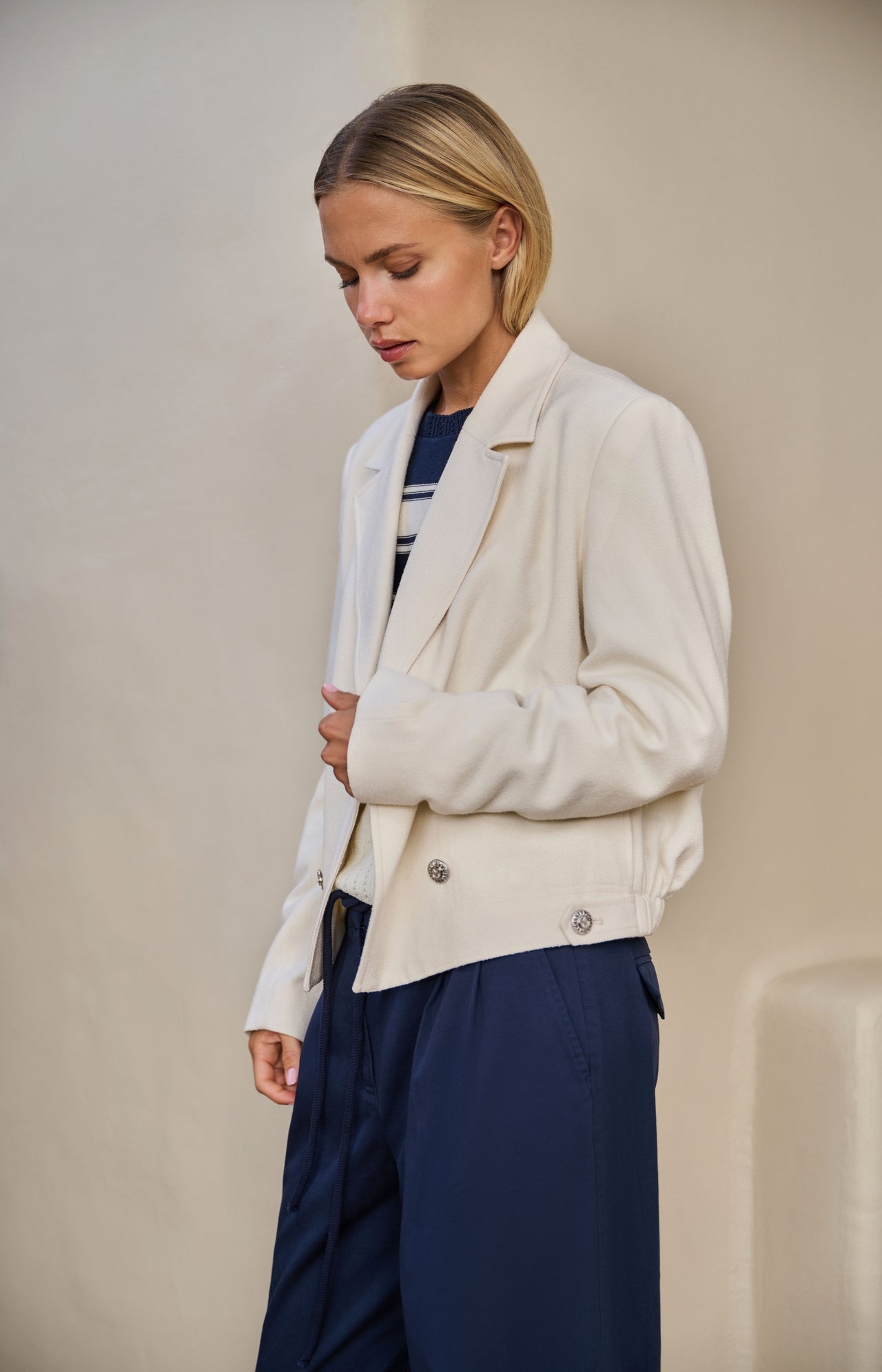 Short double-breasted blazer jacket