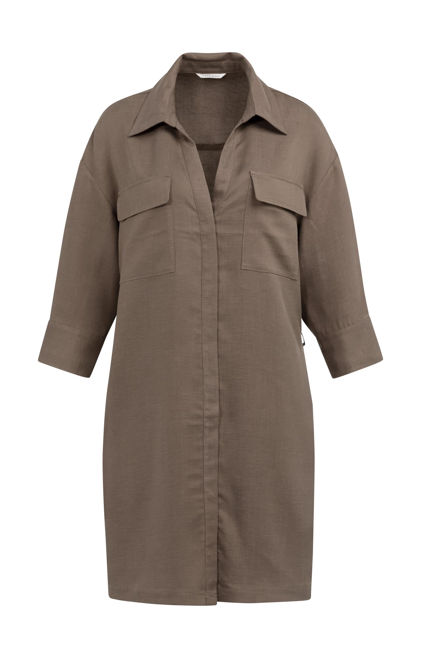 Short linen dress with belt and chest pockets