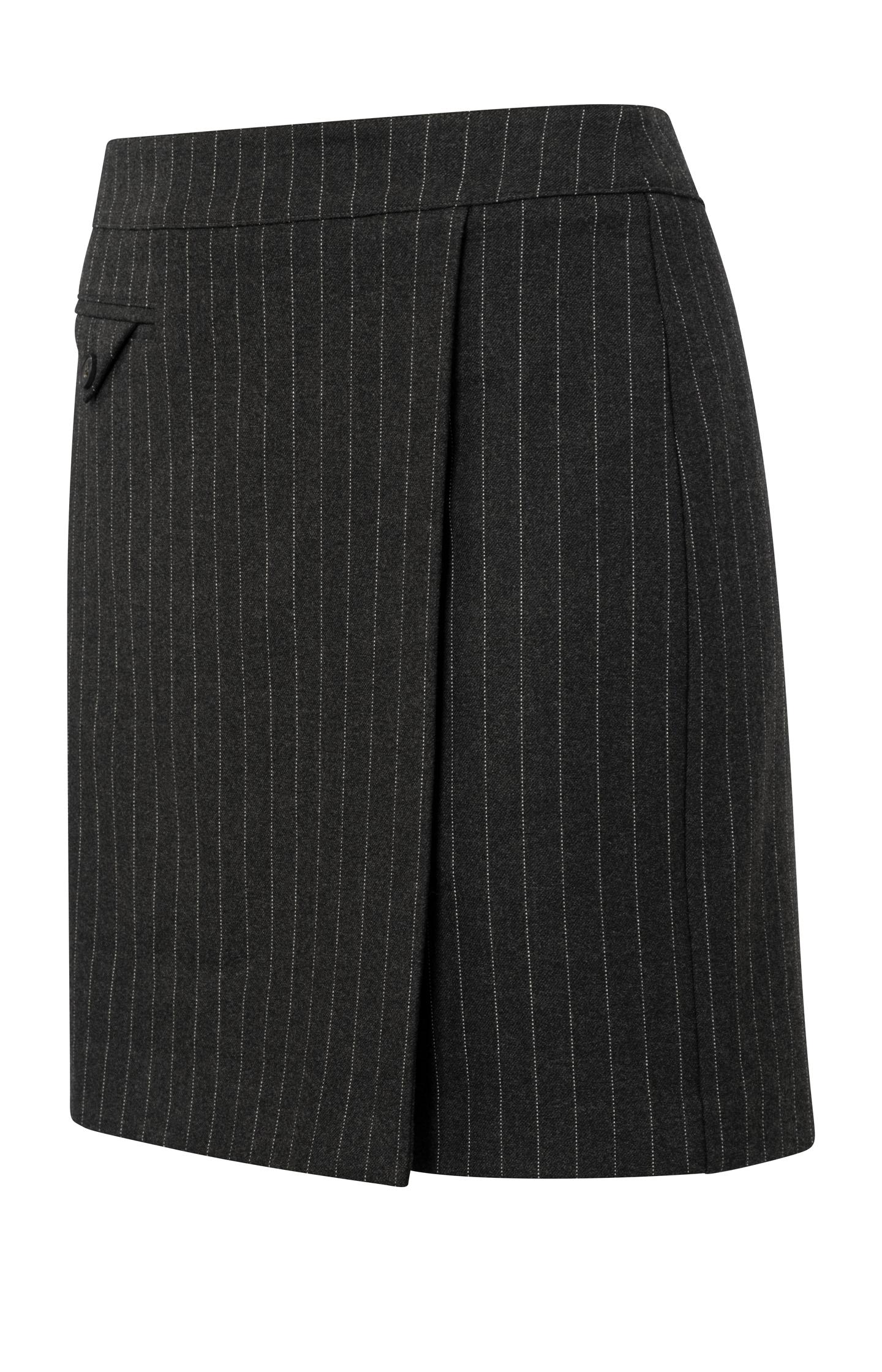 Short skirt with pinstripes, wrap and a zipper closure