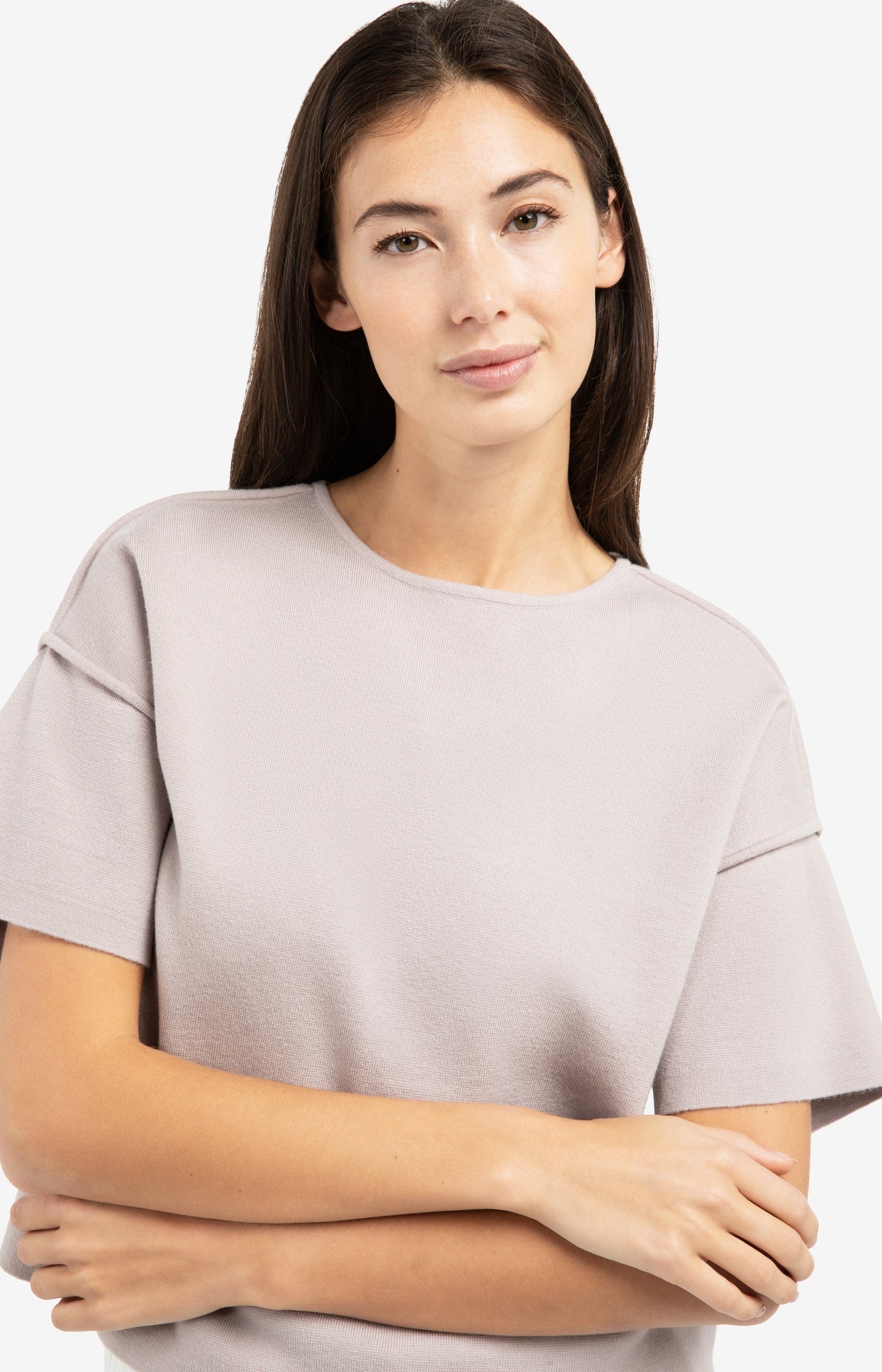 Short sleeve sweater with seam details