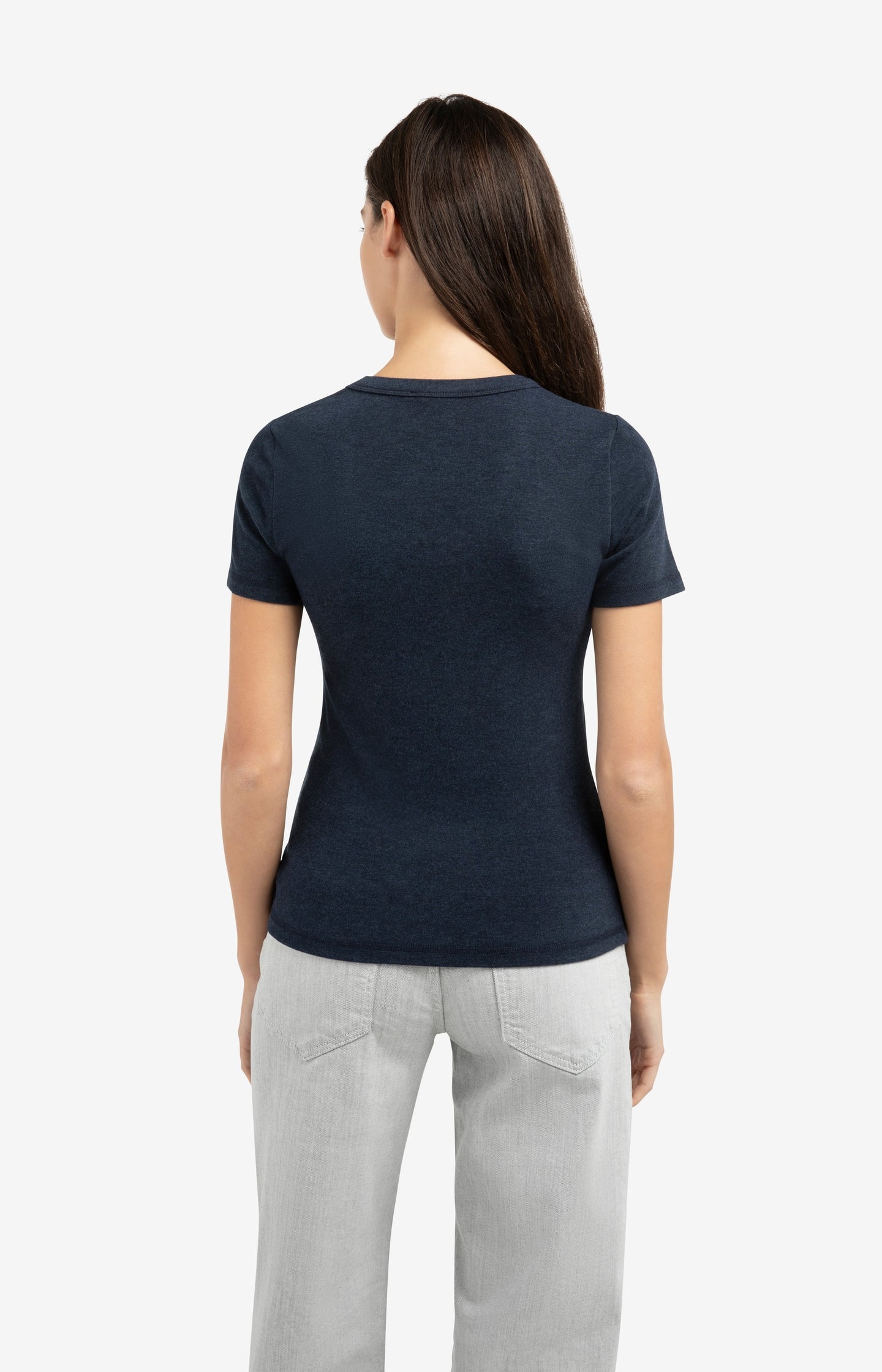 Short sleeve T-shirt with round neck