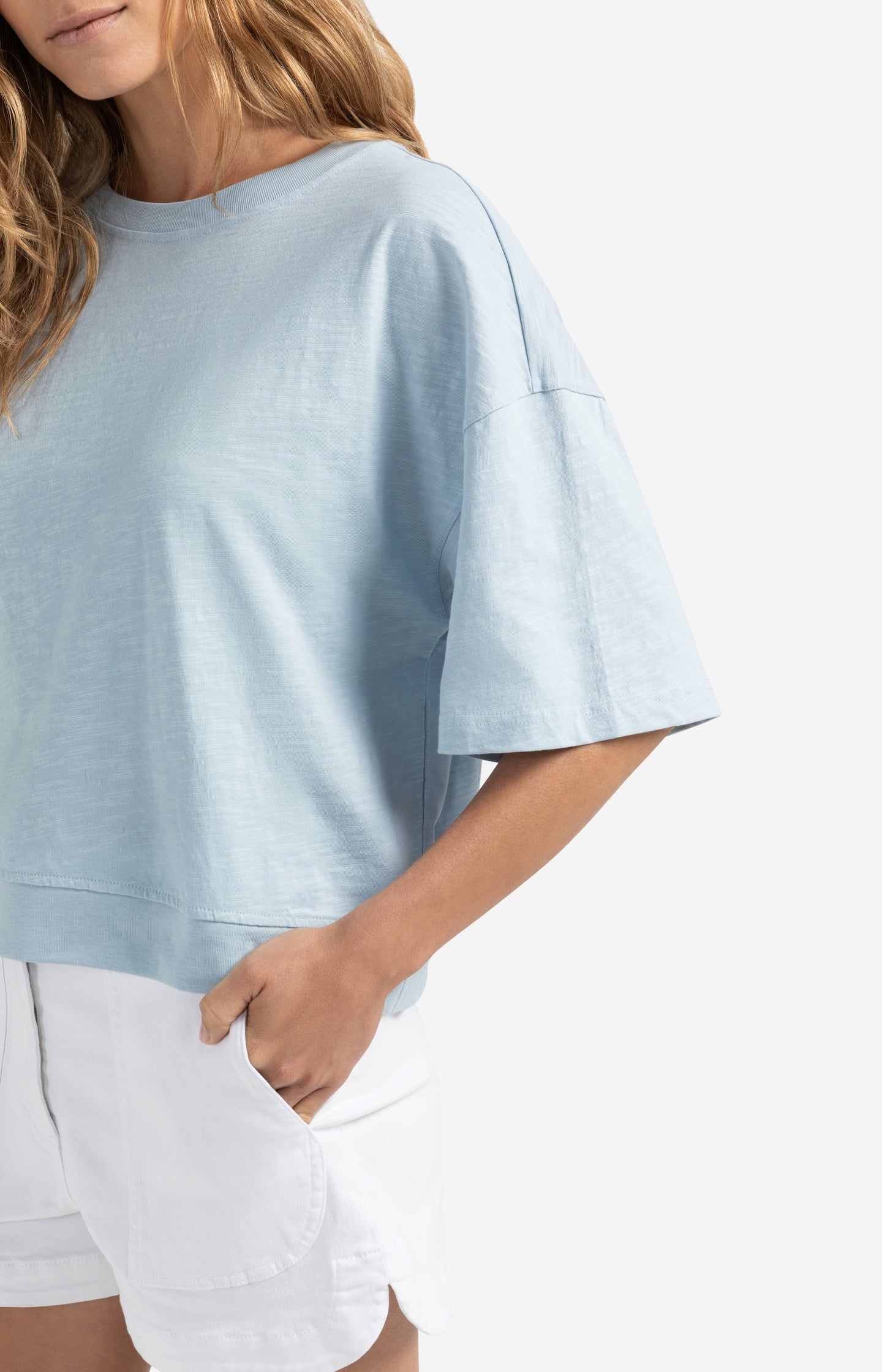 Short sleeve T-shirt with slub texture