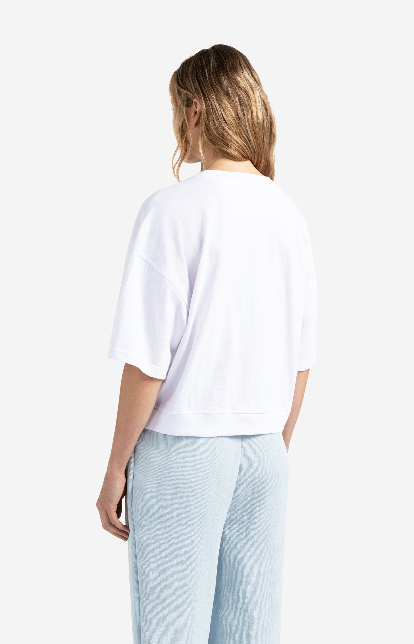 Short sleeve T-shirt with slub texture - Type: lookbook