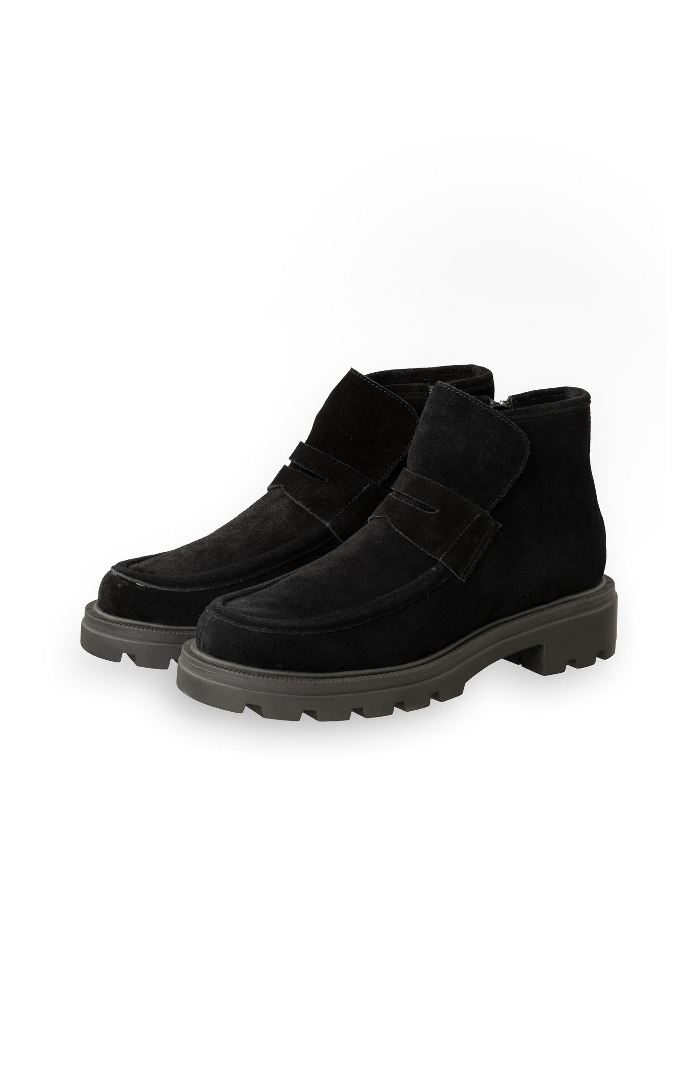 Short suede boot - Type: product