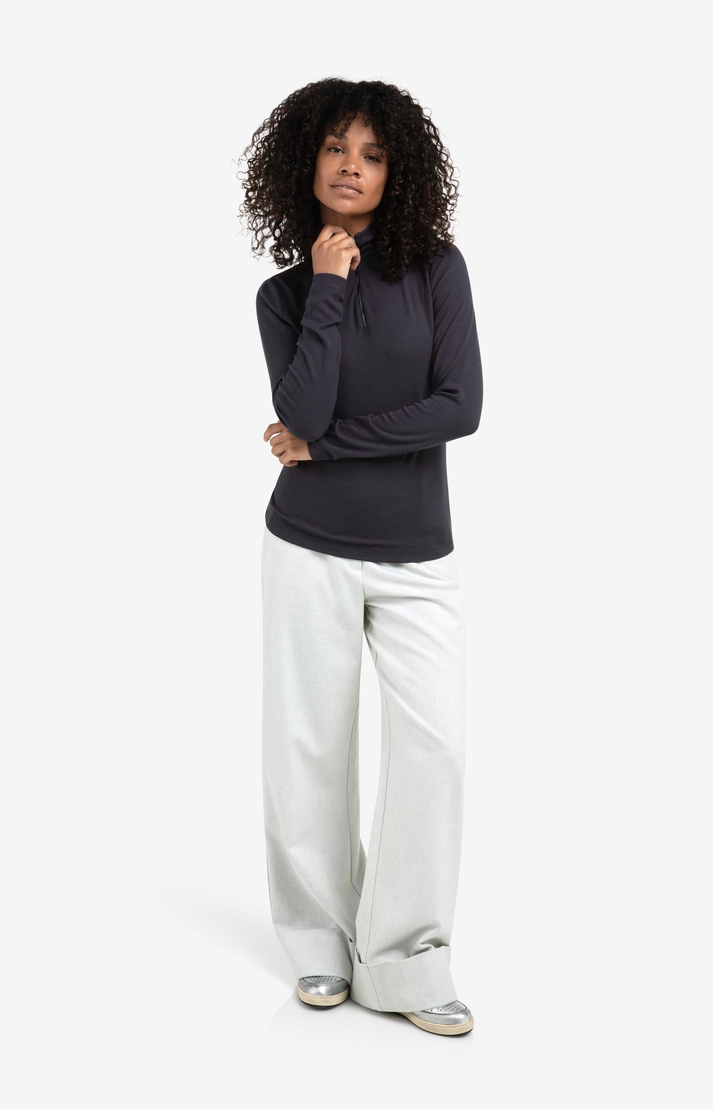 Short teddy jacket with padded sleeves