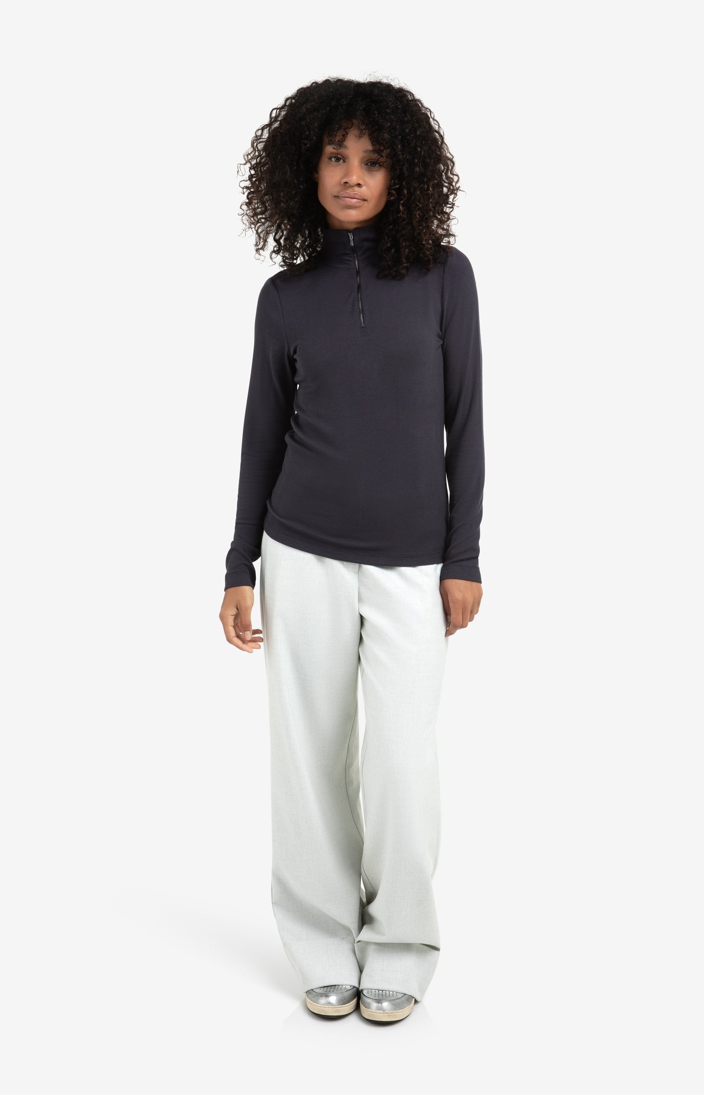 Short teddy jacket with padded sleeves