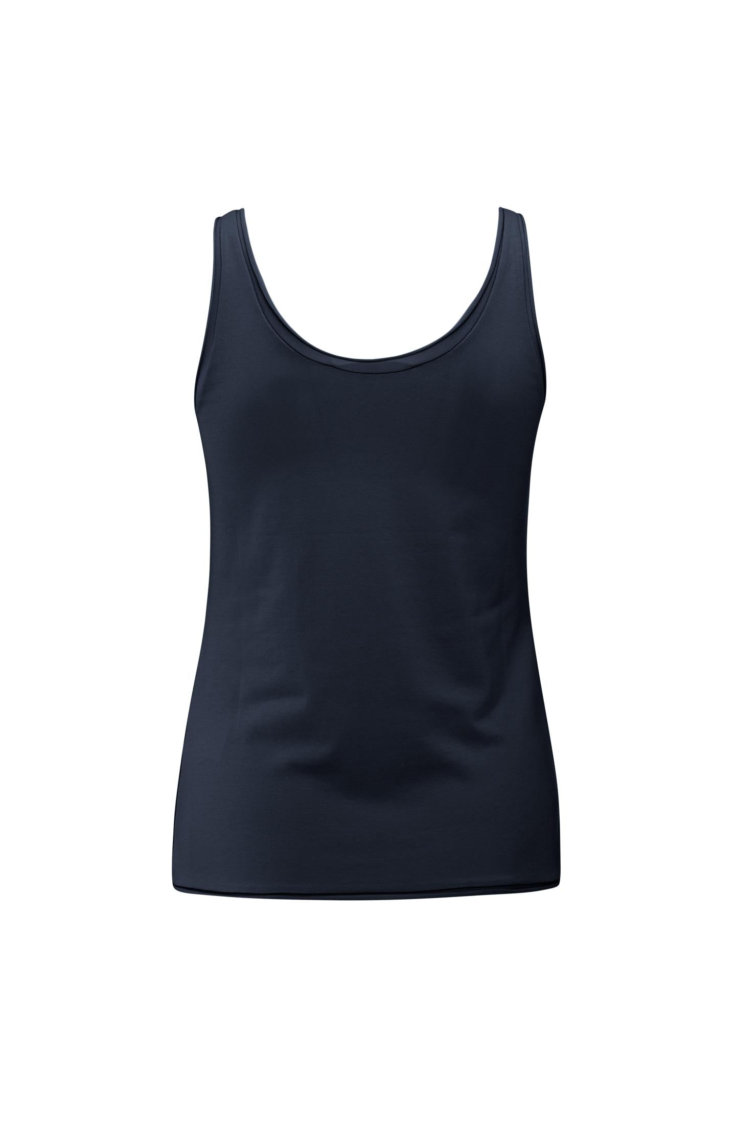 Singlet with low neckline