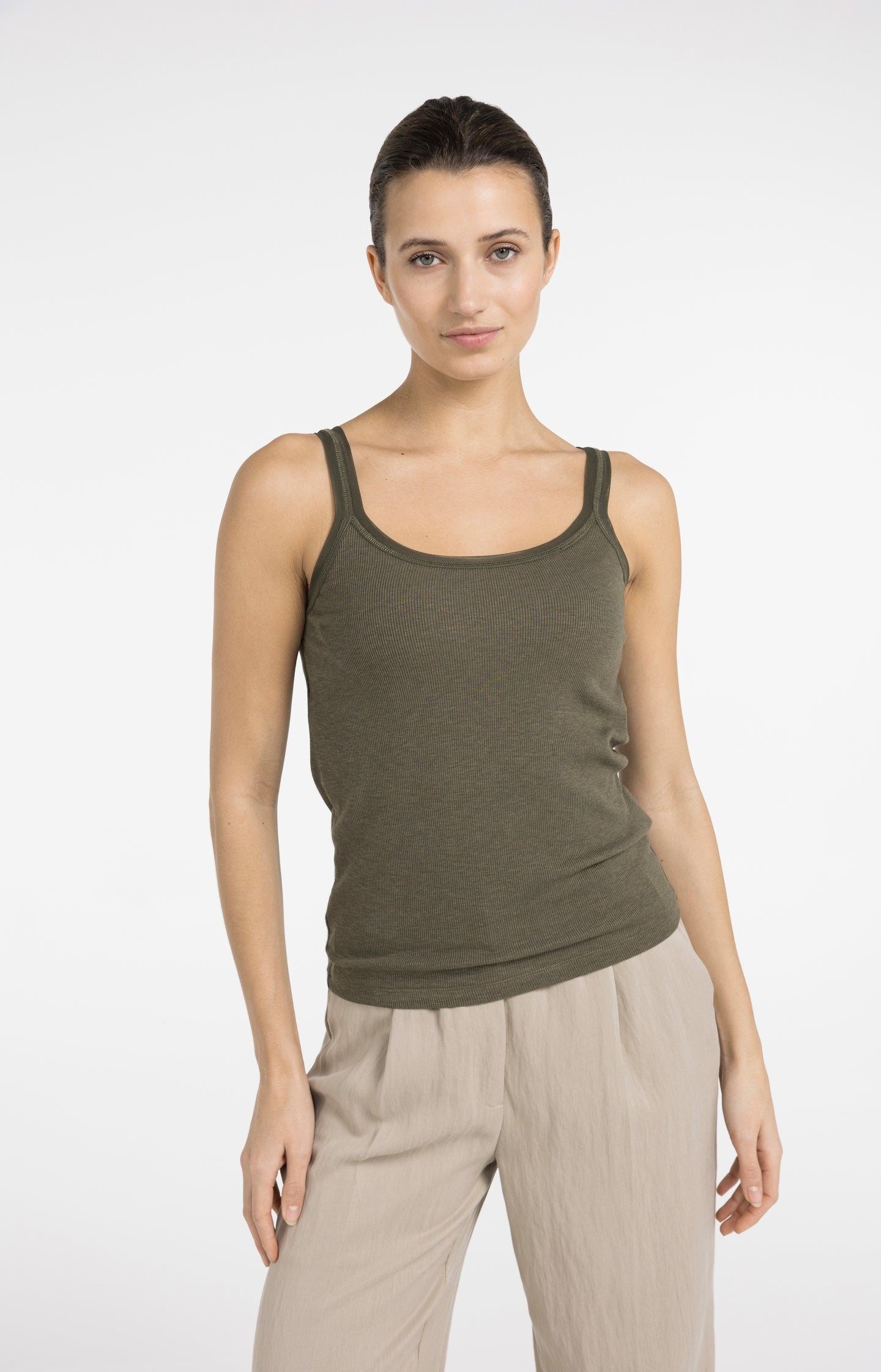 Singlet with mesh detail - Type: lookbook