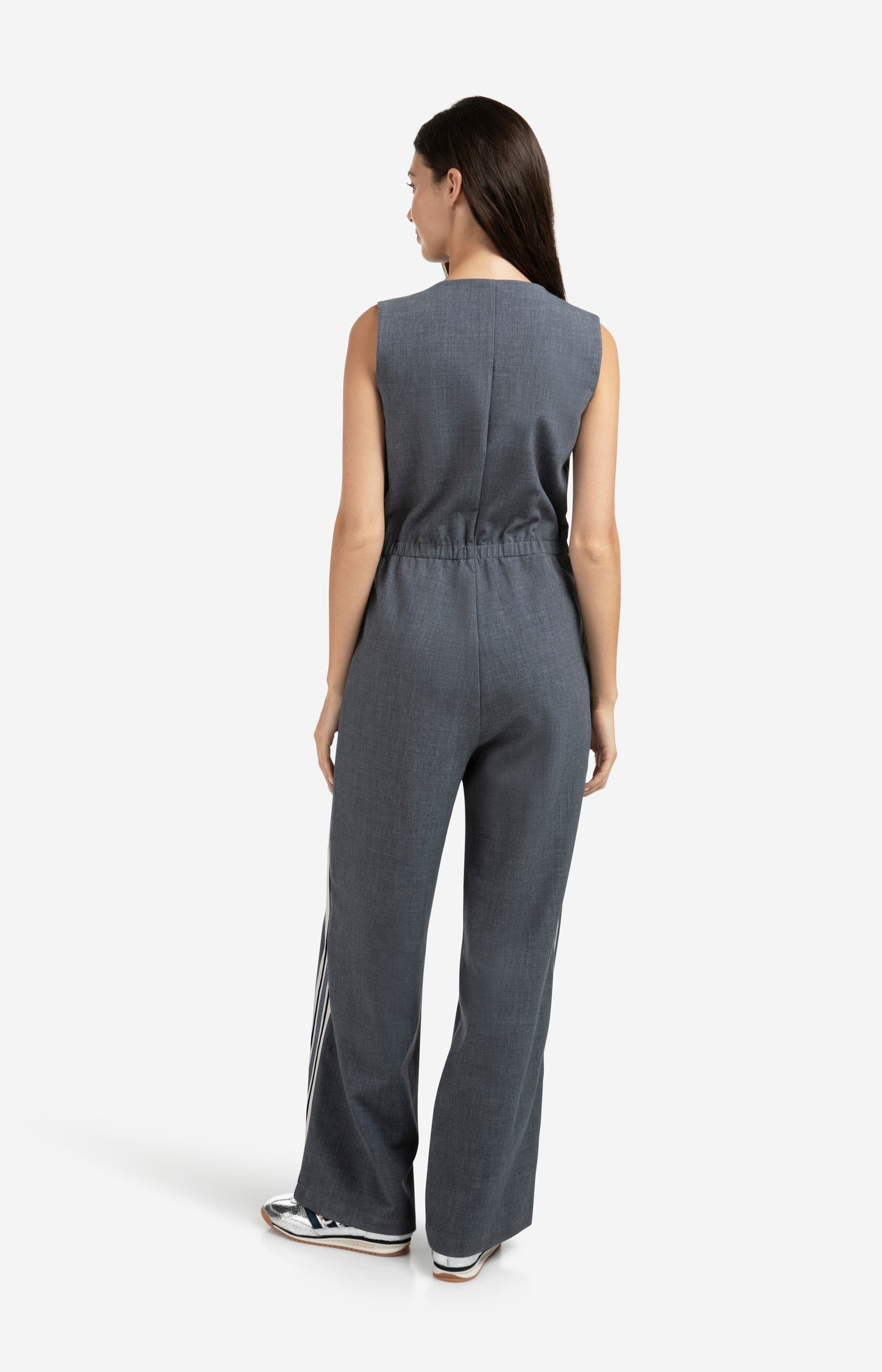 Sleeveless jumpsuit with wide legs and sporty stripe