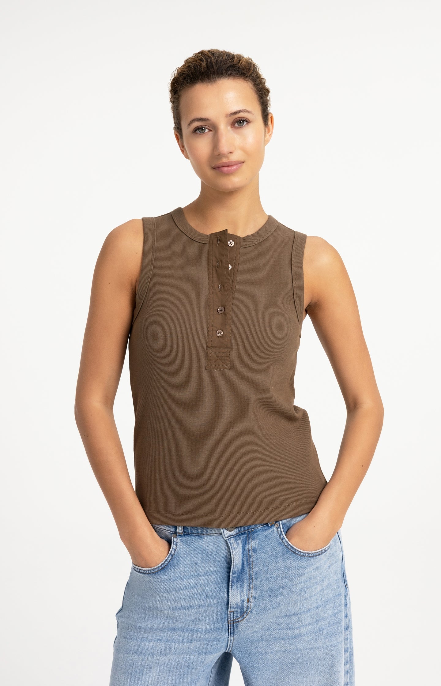 Sleeveless rib top with button placket