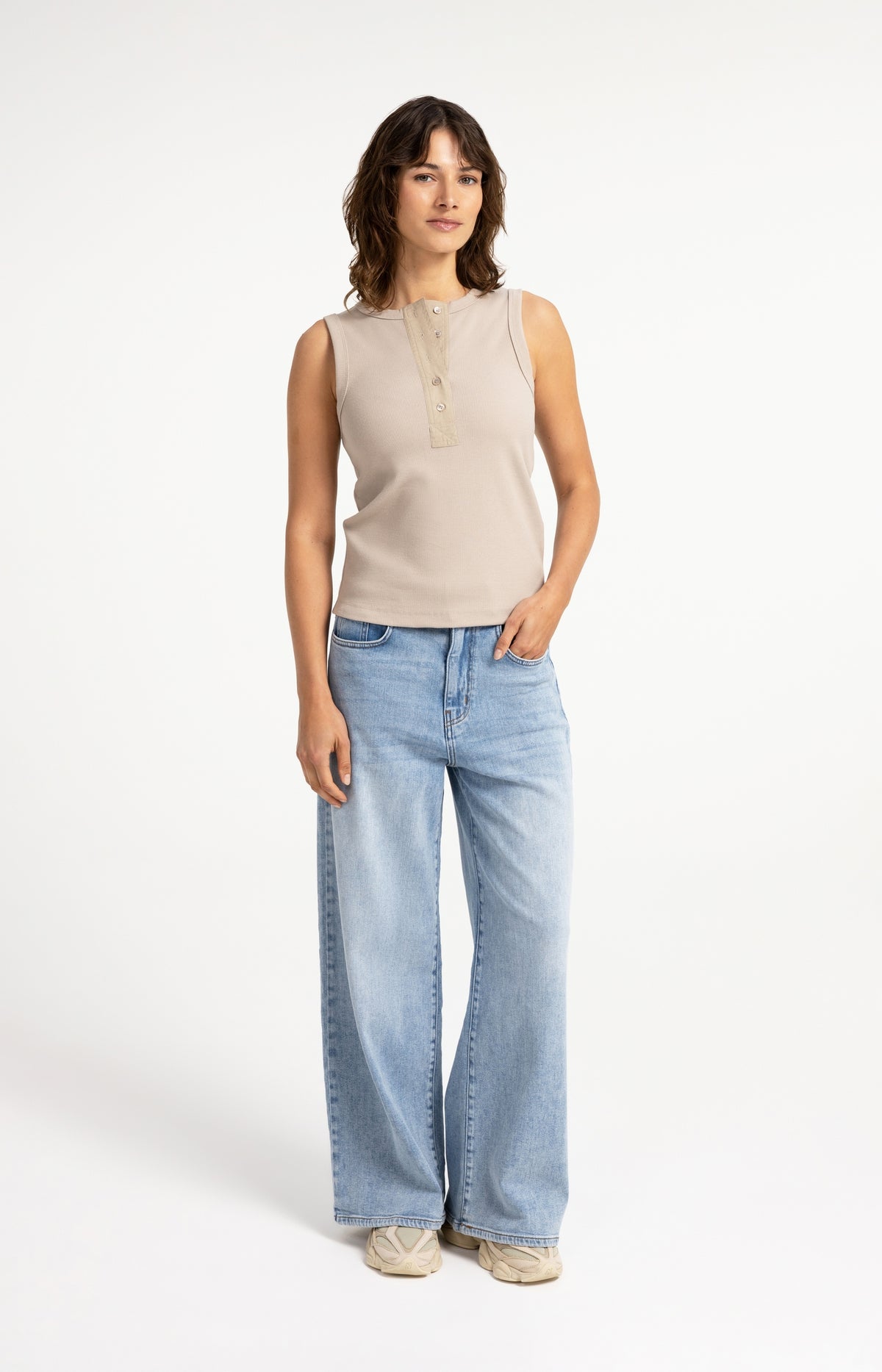 Sleeveless rib top with button placket