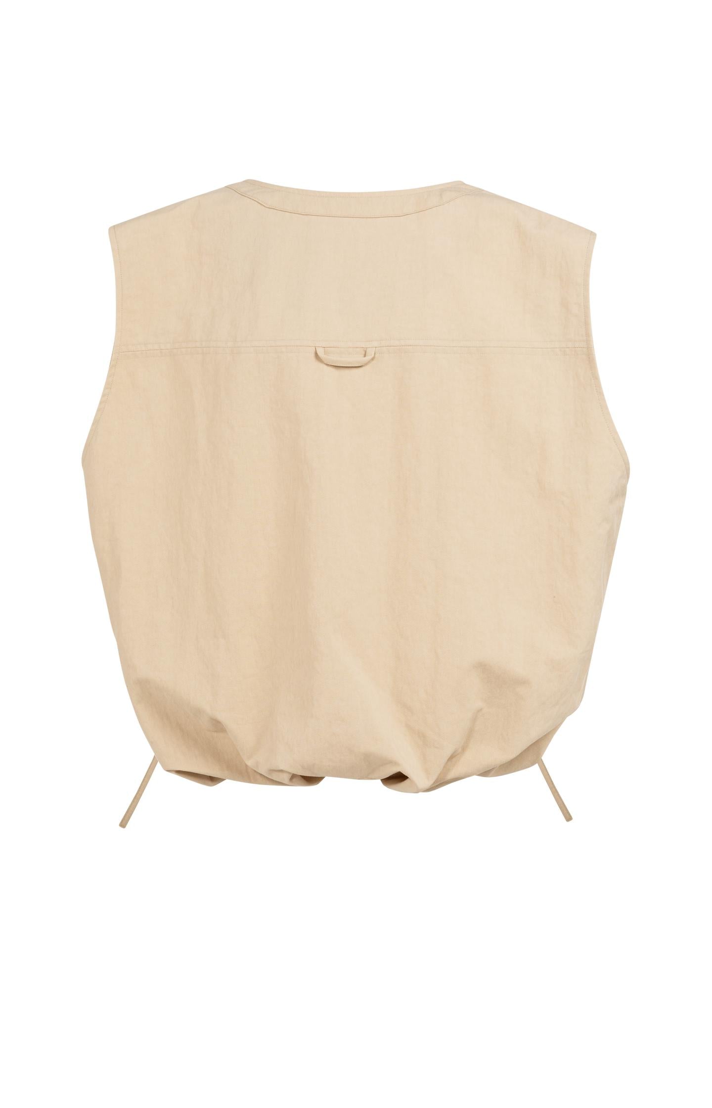 Sleeveless summer jacket with drawstrings