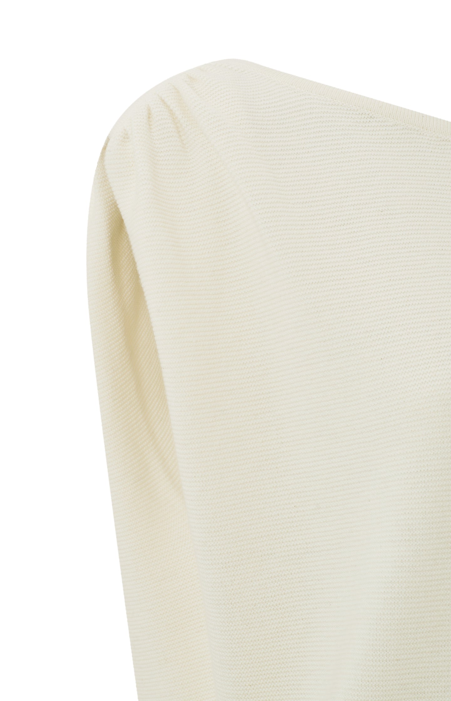 Sleeveless sweater with boat neck and button on back