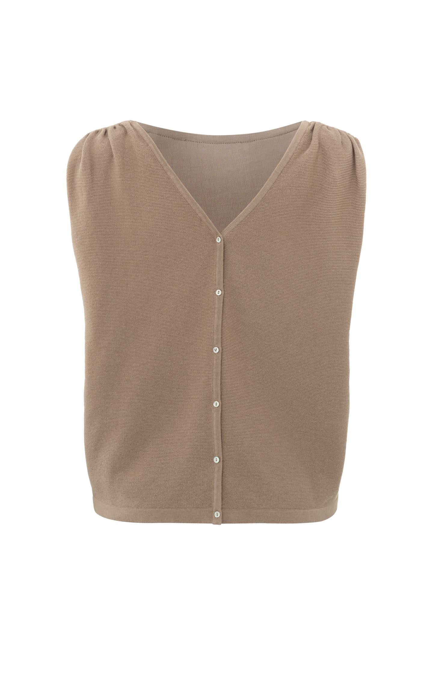 Sleeveless sweater with boatneck, buttons and detail