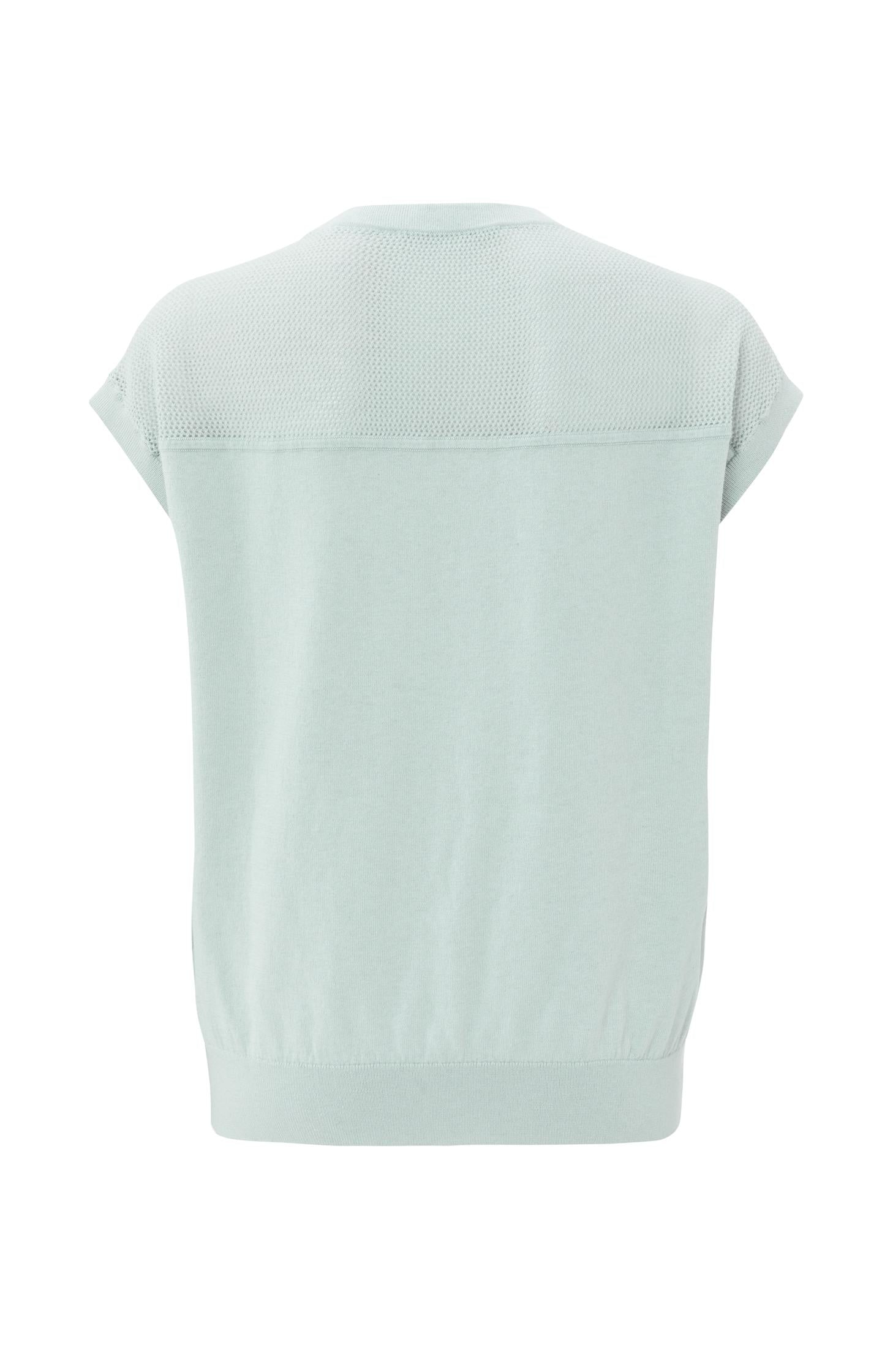 Sleeveless sweater with round neck, seam details and mesh