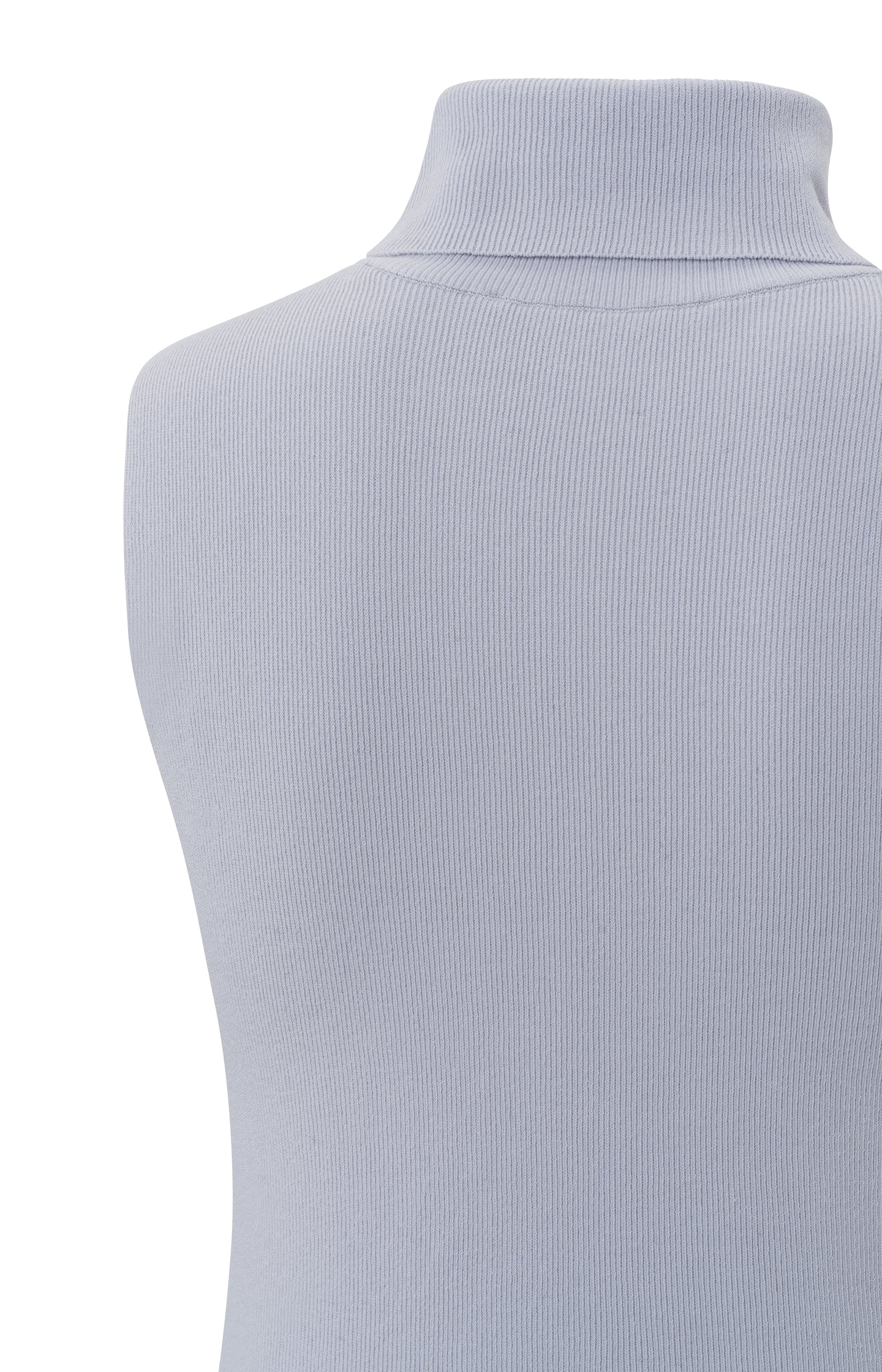 Sleeveless sweater with turtleneck and ribbed details