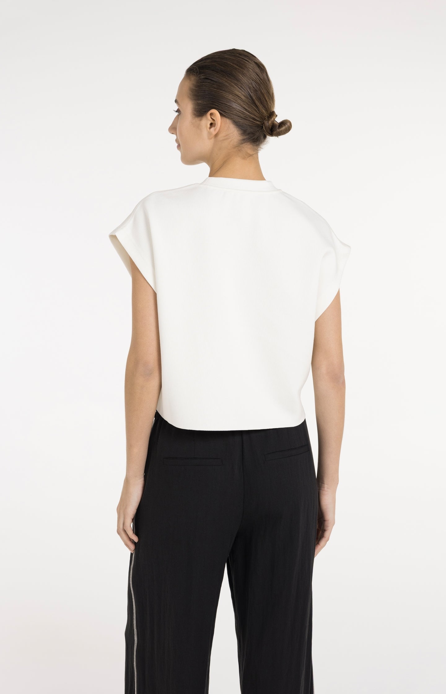 Sleeveless sweatshirt in boxy fit