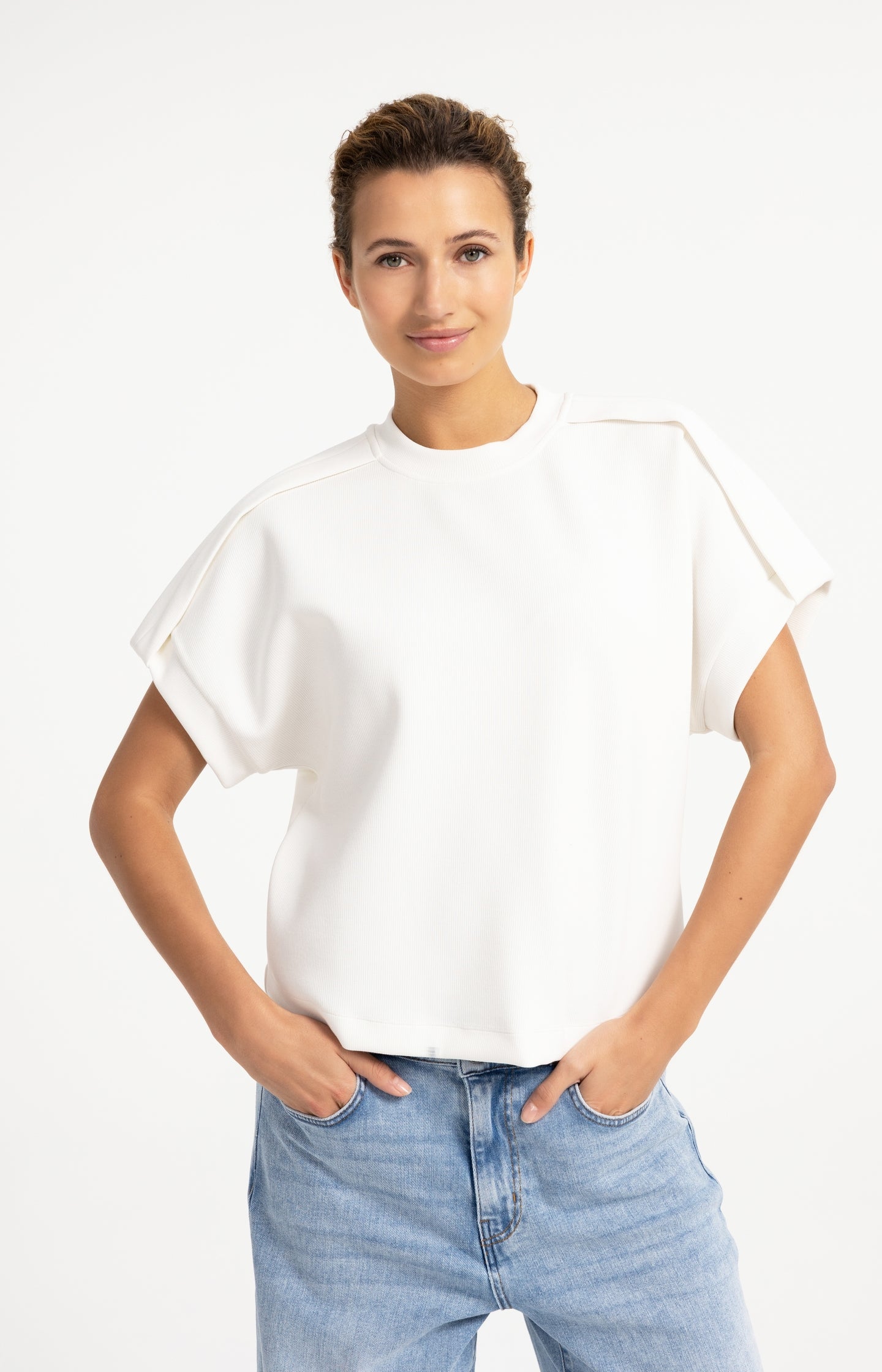 Sleeveless sweatshirt with pleated shoulder detail