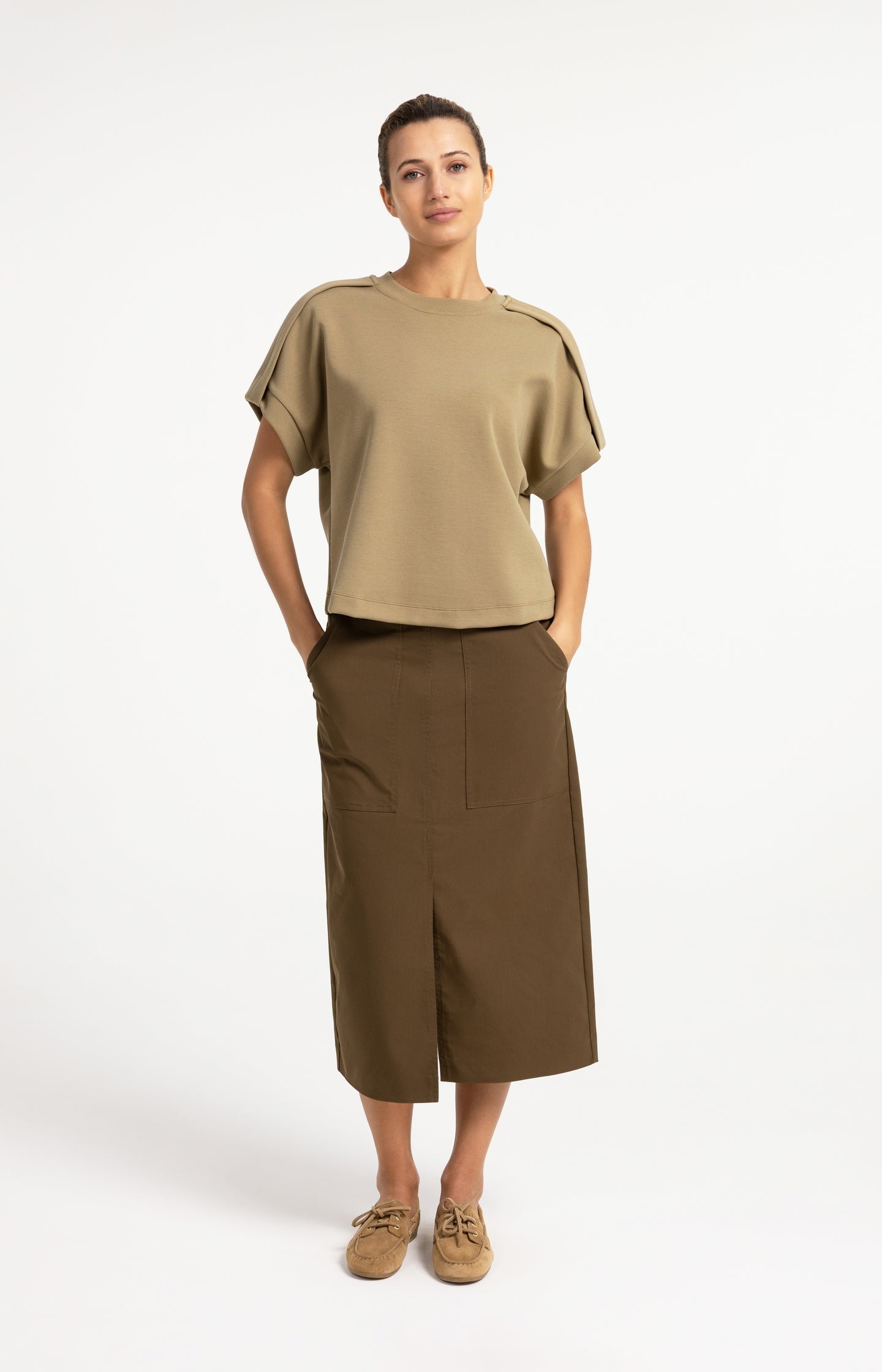 Sleeveless sweatshirt with pleated shoulder detail - Type: lookbook
