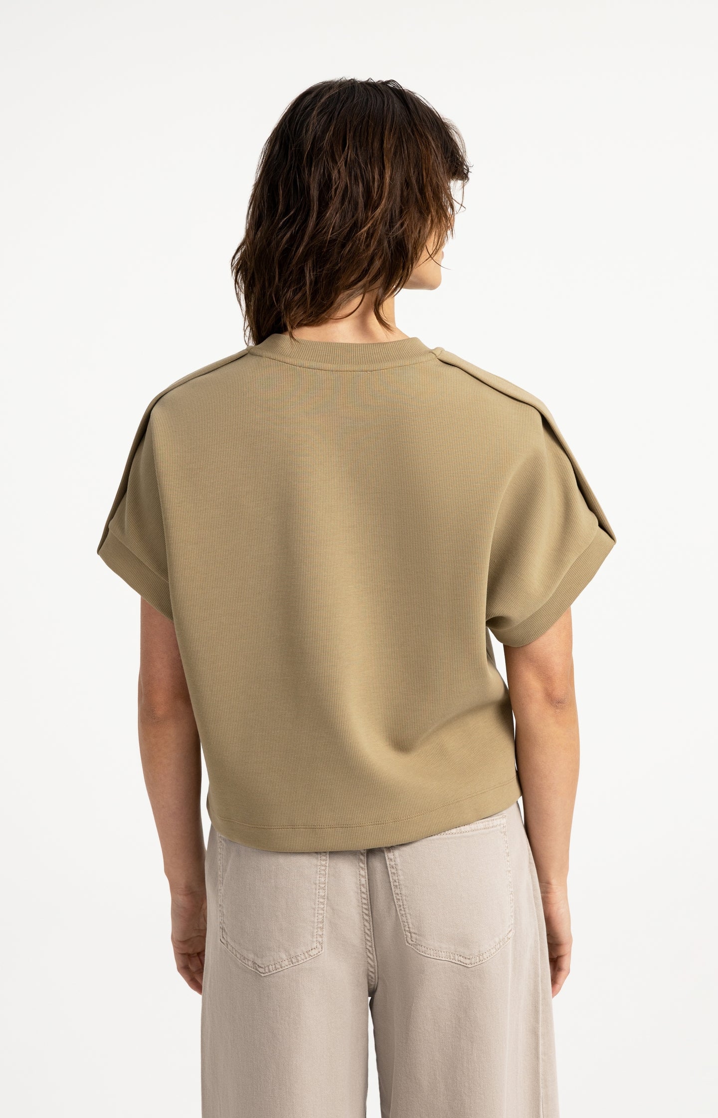 Sleeveless sweatshirt with pleated shoulder detail - Type: lookbook