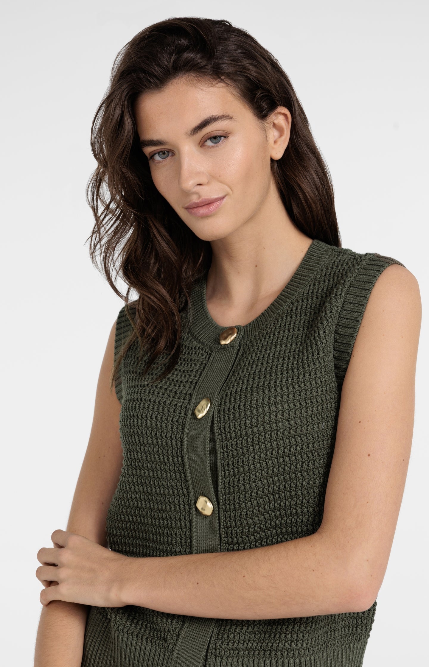 Sleeveless textured cardigan with gold-tone buttons