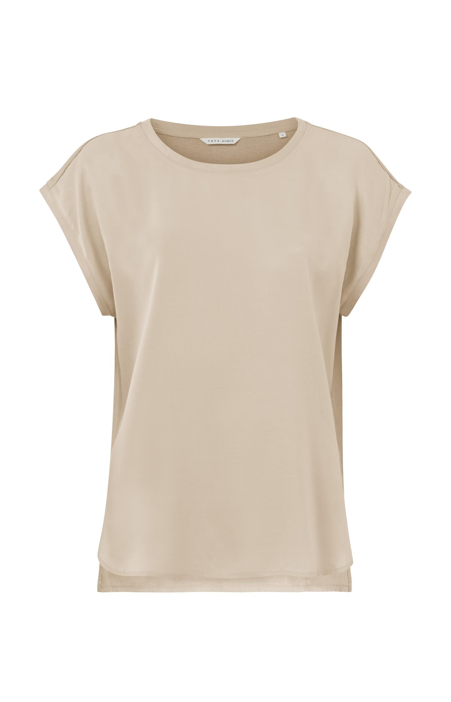 Sleeveless top with round neck in fabric mix - Type: product