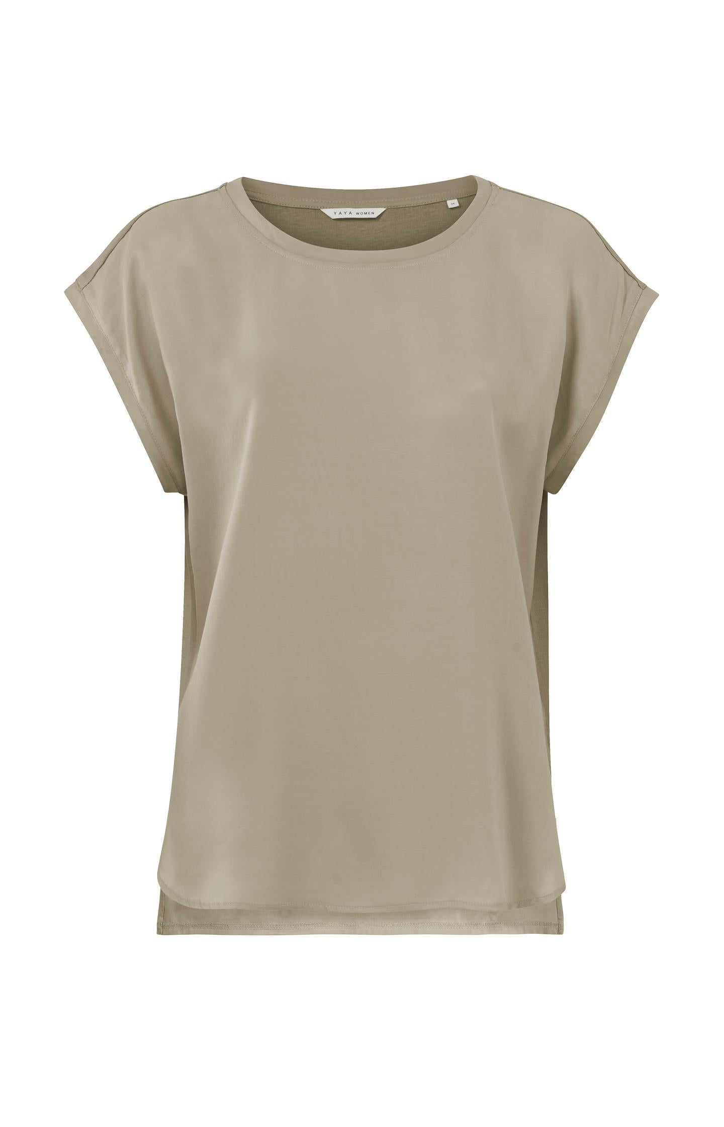 Sleeveless top with round neck in fabric mix - Type: product