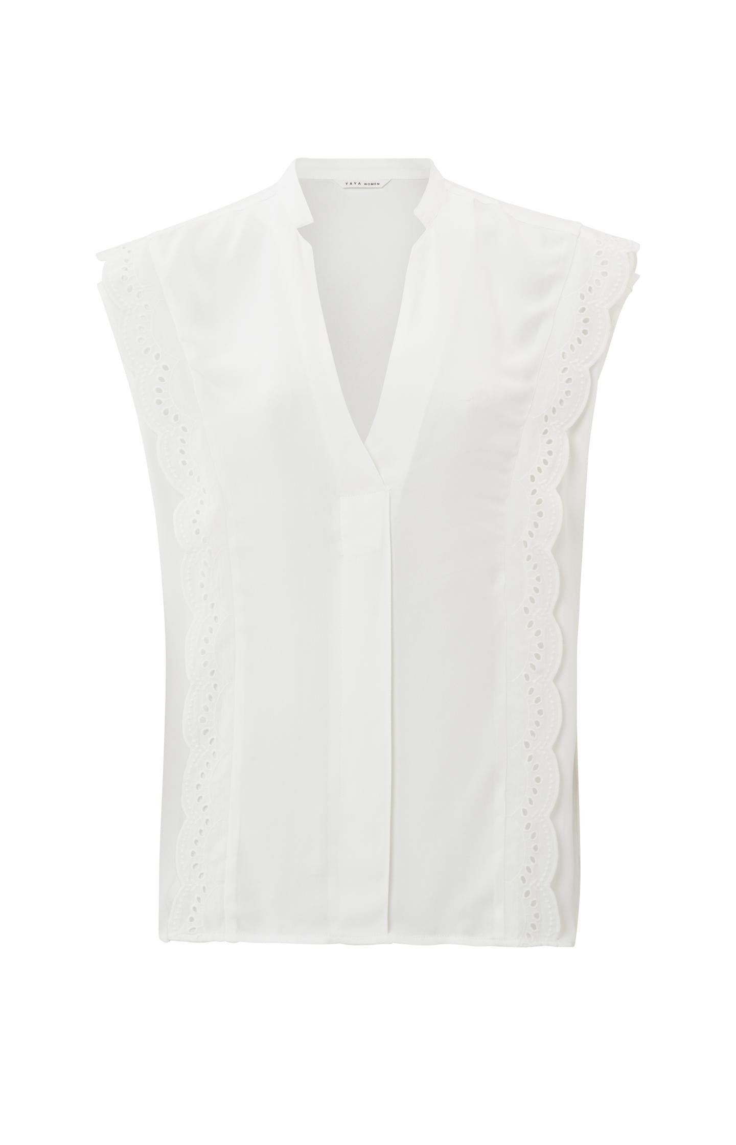 Sleeveless top with V-neck and lace details in relaxd fit - Type: product