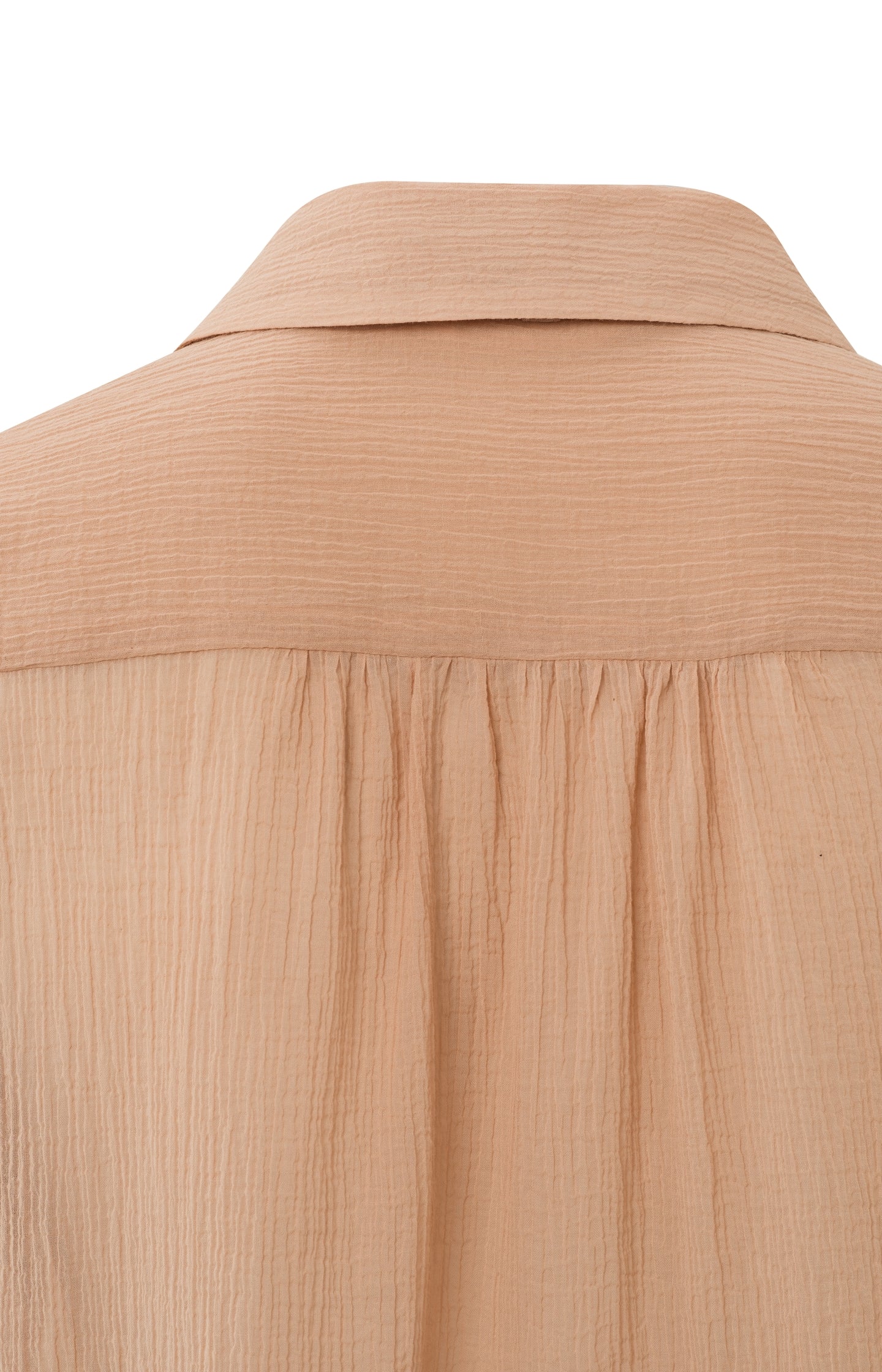 Sleeveless woven top with V-neck, button and pleated details