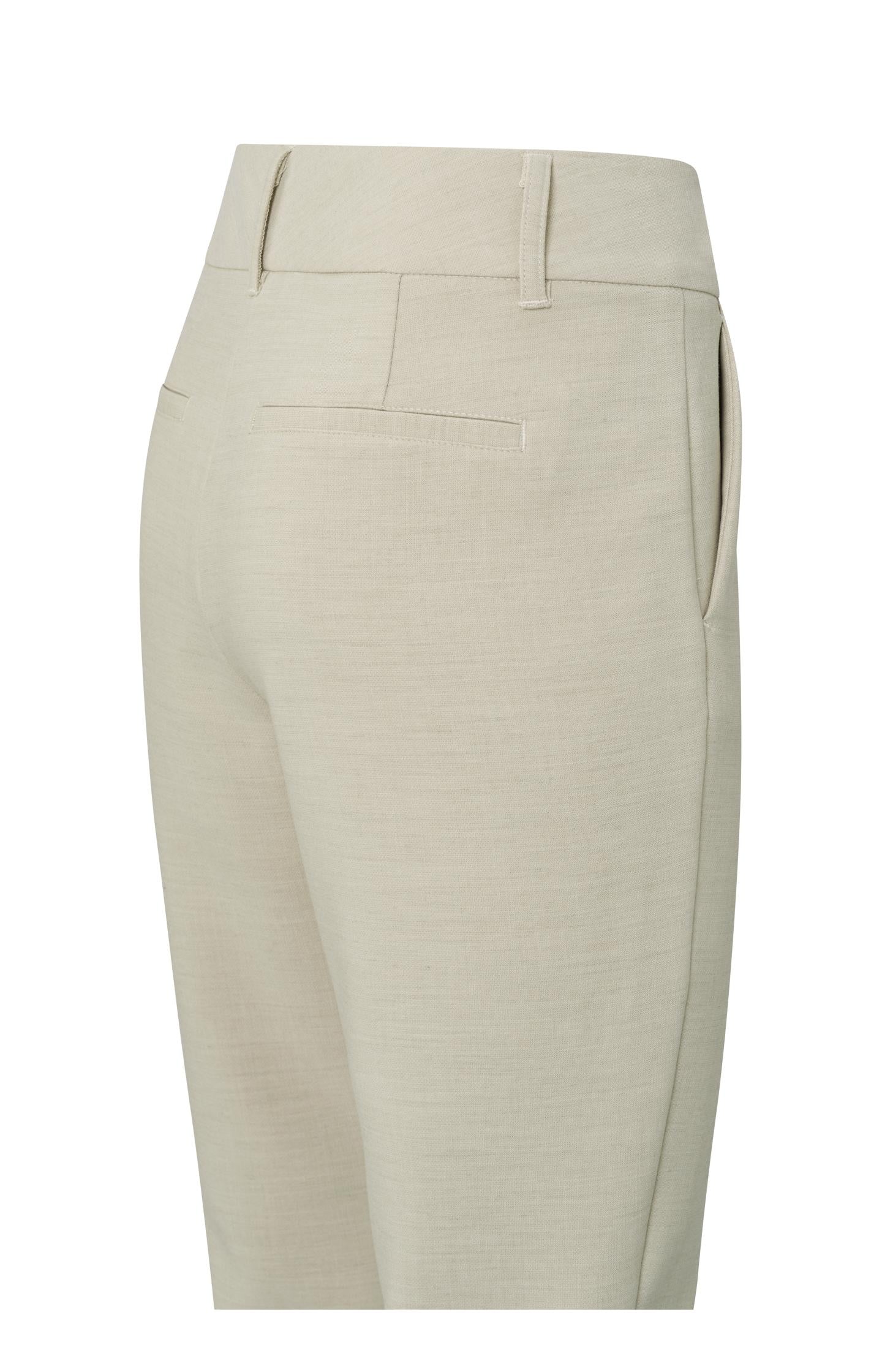 Slim fit trousers, with pockets, a zip fly and rib details