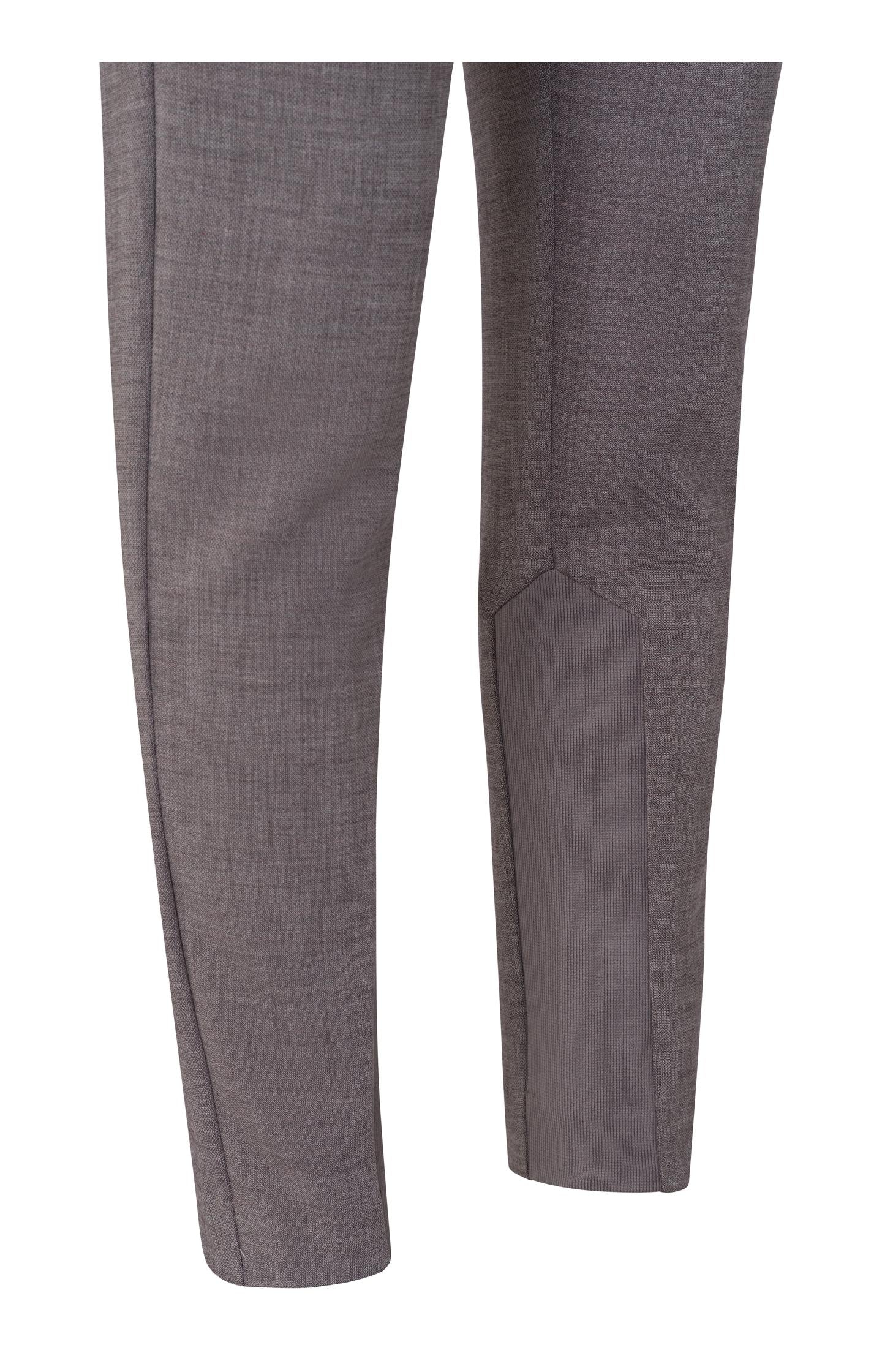 Slim fit trousers with side pockets and a zip fly