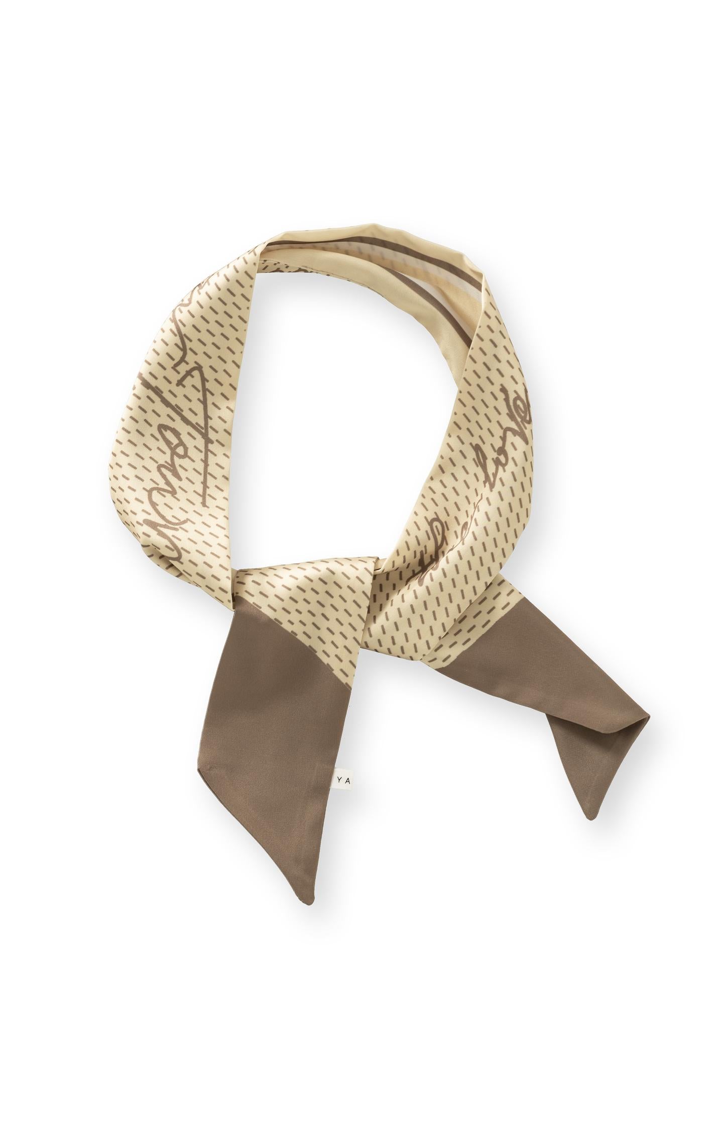 Small woven scarf with print the love of London Town - Type: product
