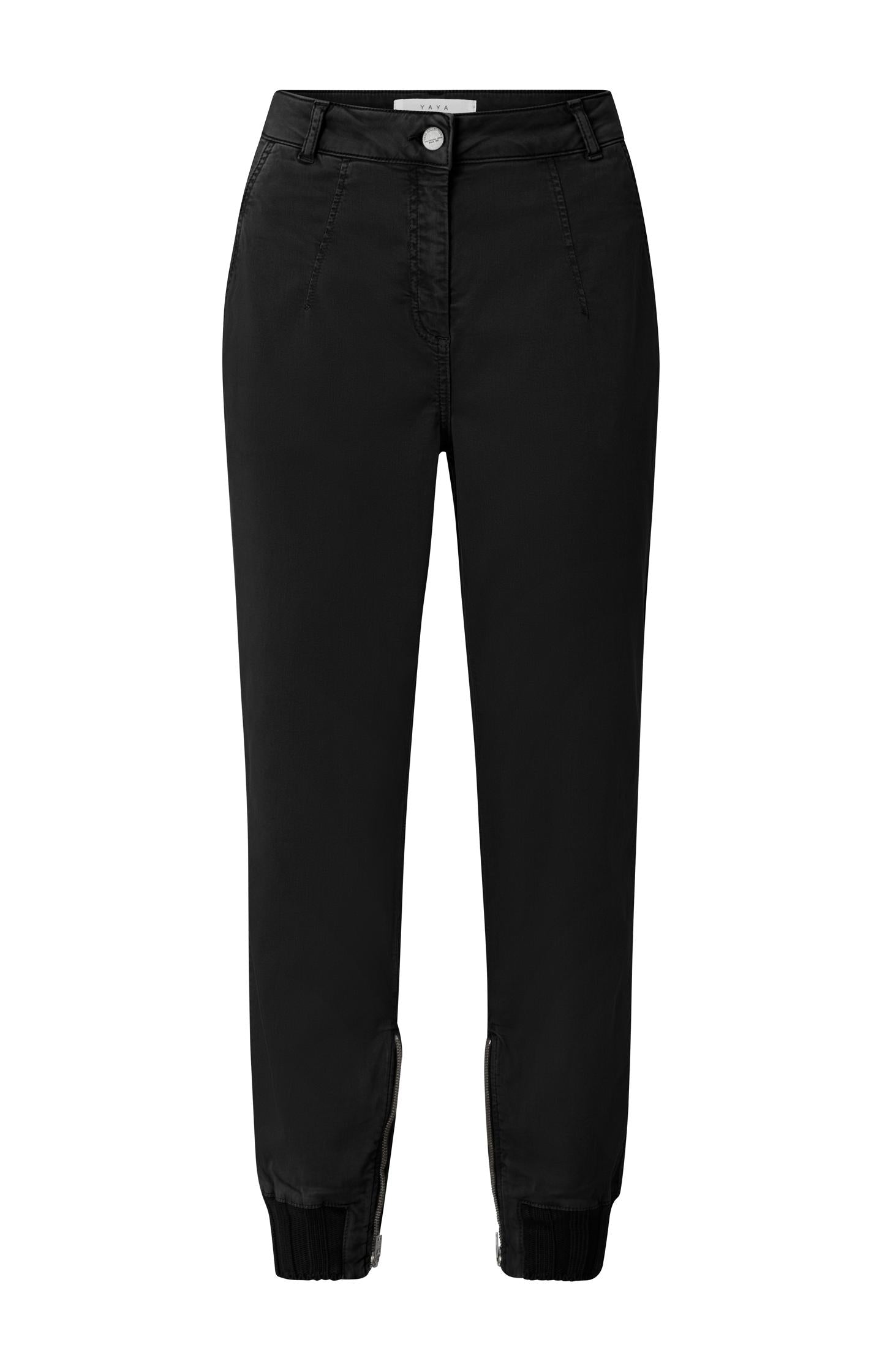 Soft cargo trousers with zip fly and pockets - Type: product