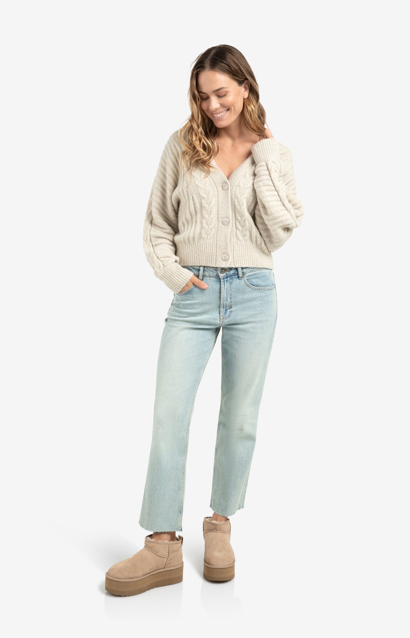 Soft knit cardigan with cables and batwing sleeves - Type: lookbook