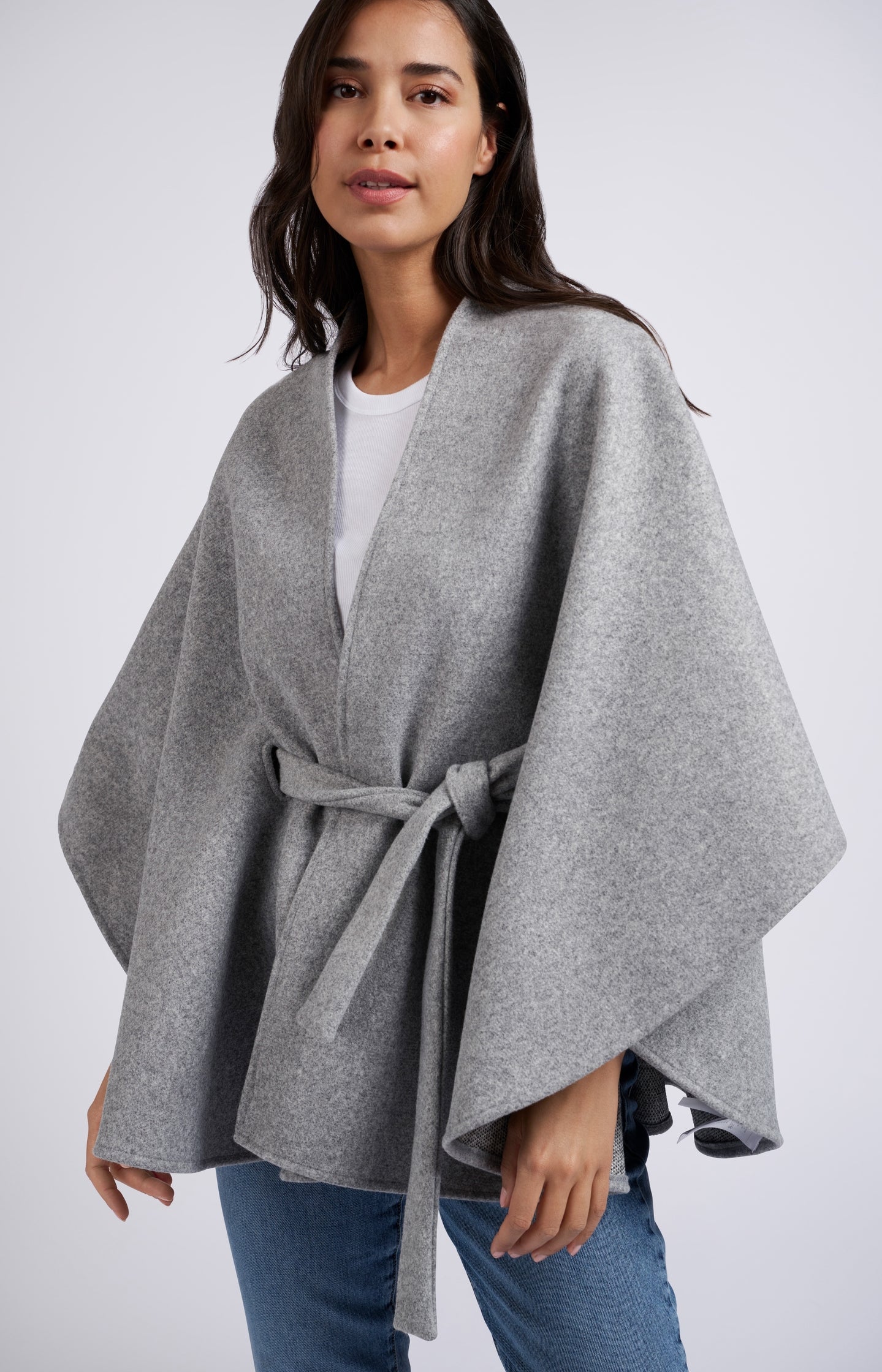 Soft poncho with wide sleeves, V-neck and tie belt - Type: lookbook